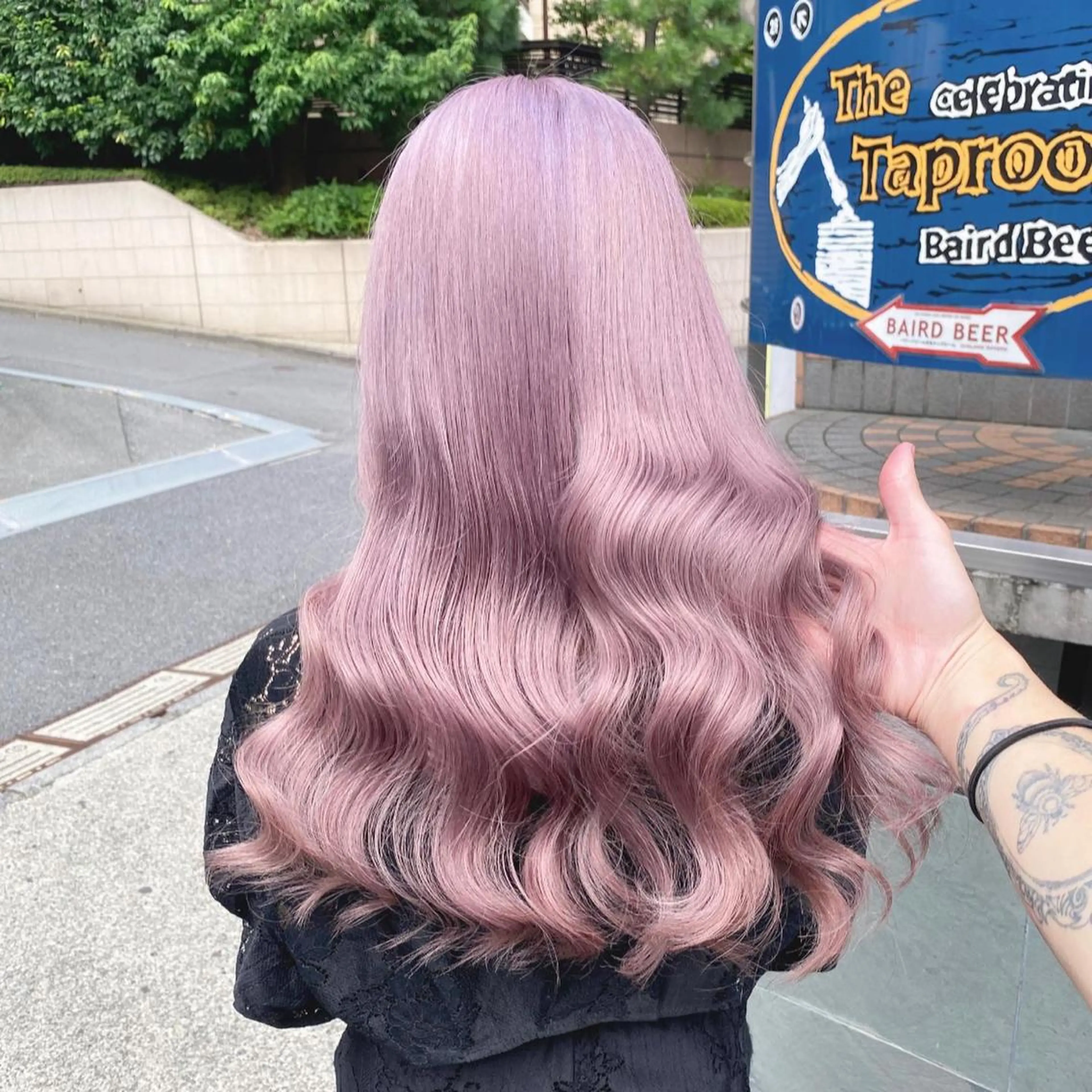 セミロング カラー ヘアアレンジ アッシュ アッシュグレー アッシュグレージュ バレイヤージュ ミストバング ヘアカラー トリートメント TAKUMAブリーチ /切りっぱなし🪽のヘアスタイル