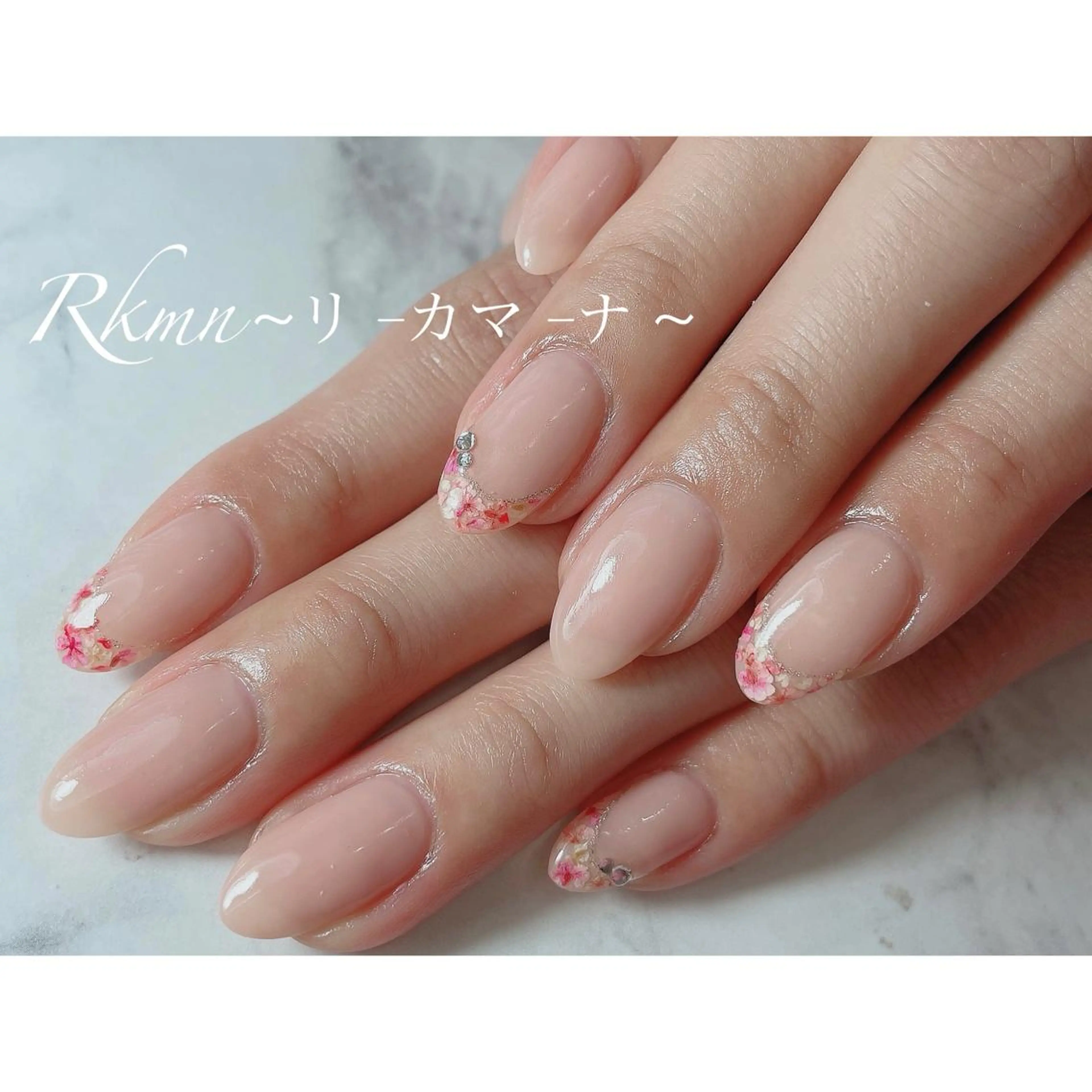 ネイル アートネイル フラワーネイル フレンチネイル ピンク ピンクベージュ ハンドネイル フットネイル ハンドケア Rkmn ~リ-カマ-ナ~のネイルデザイン
