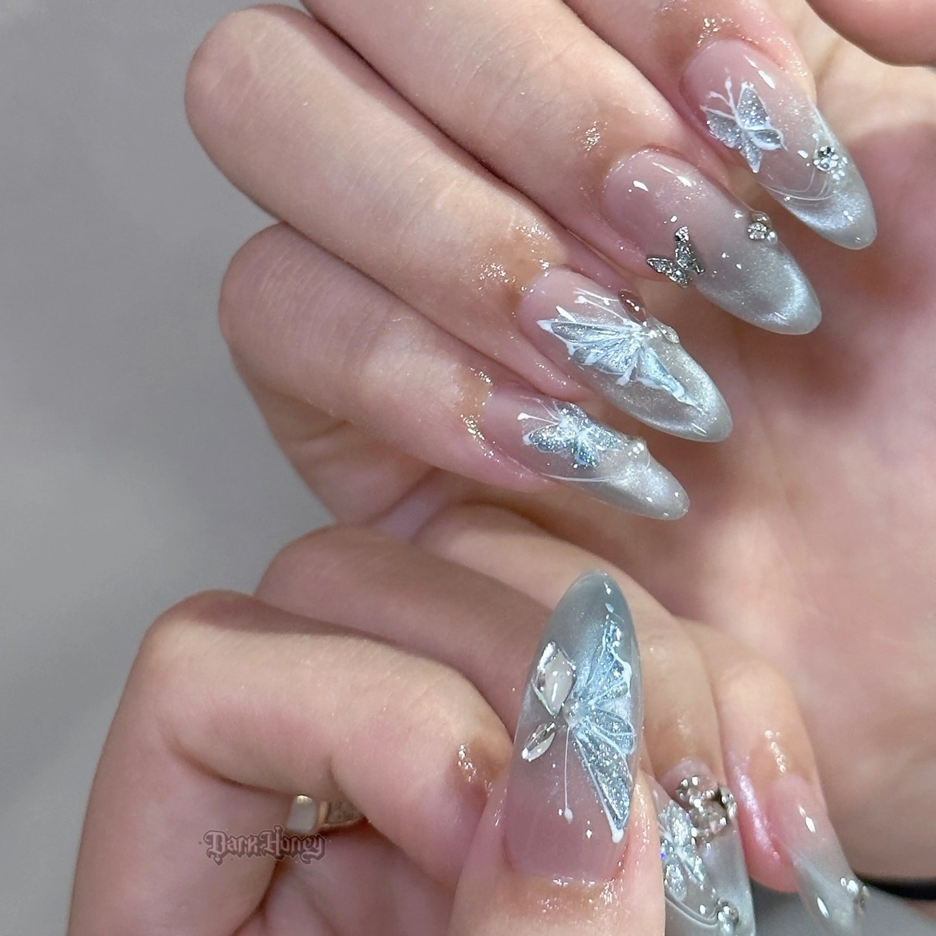 ネイル ハンドネイル Dark honey スカルプ専門原宿店のネイルデザイン