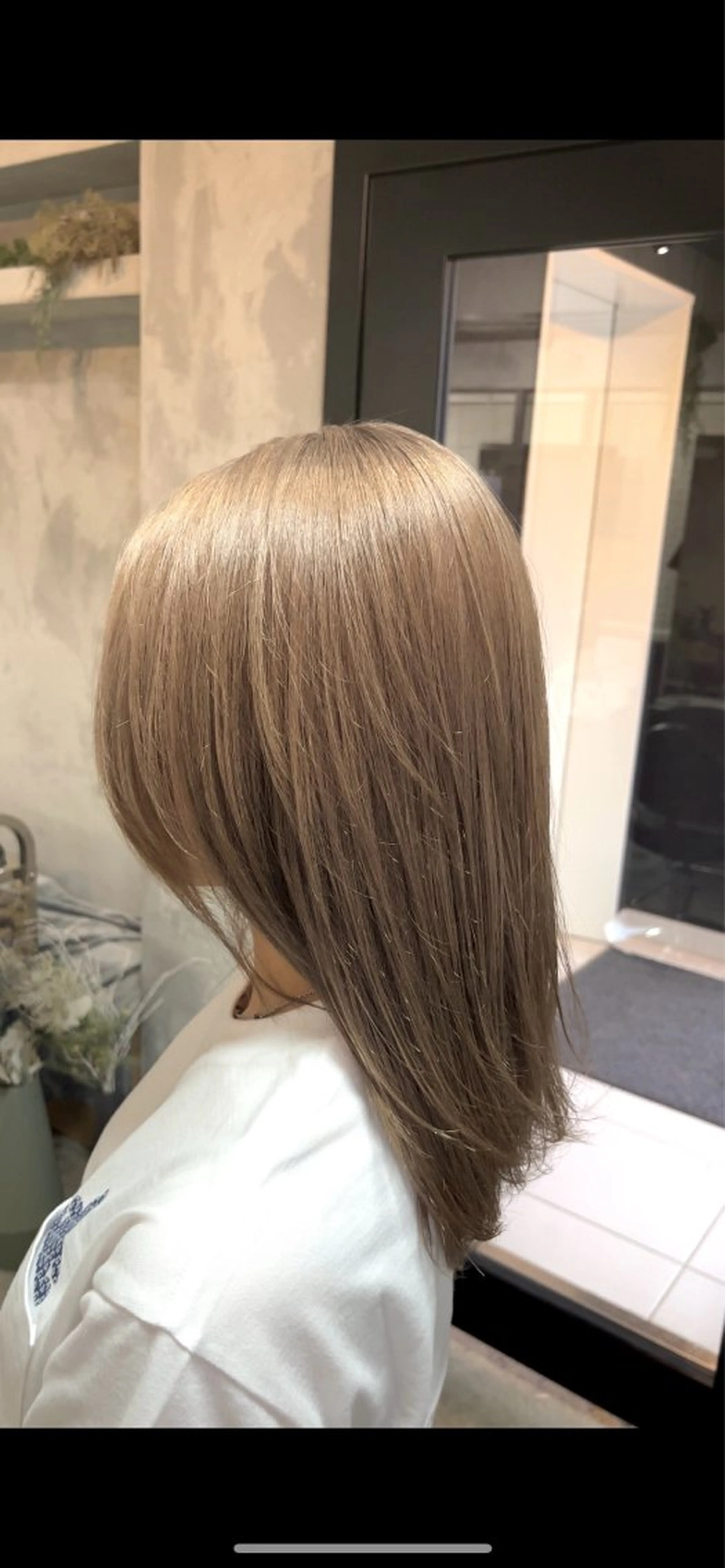 ミディアム カラー Hanashiro Narumiのヘアスタイル