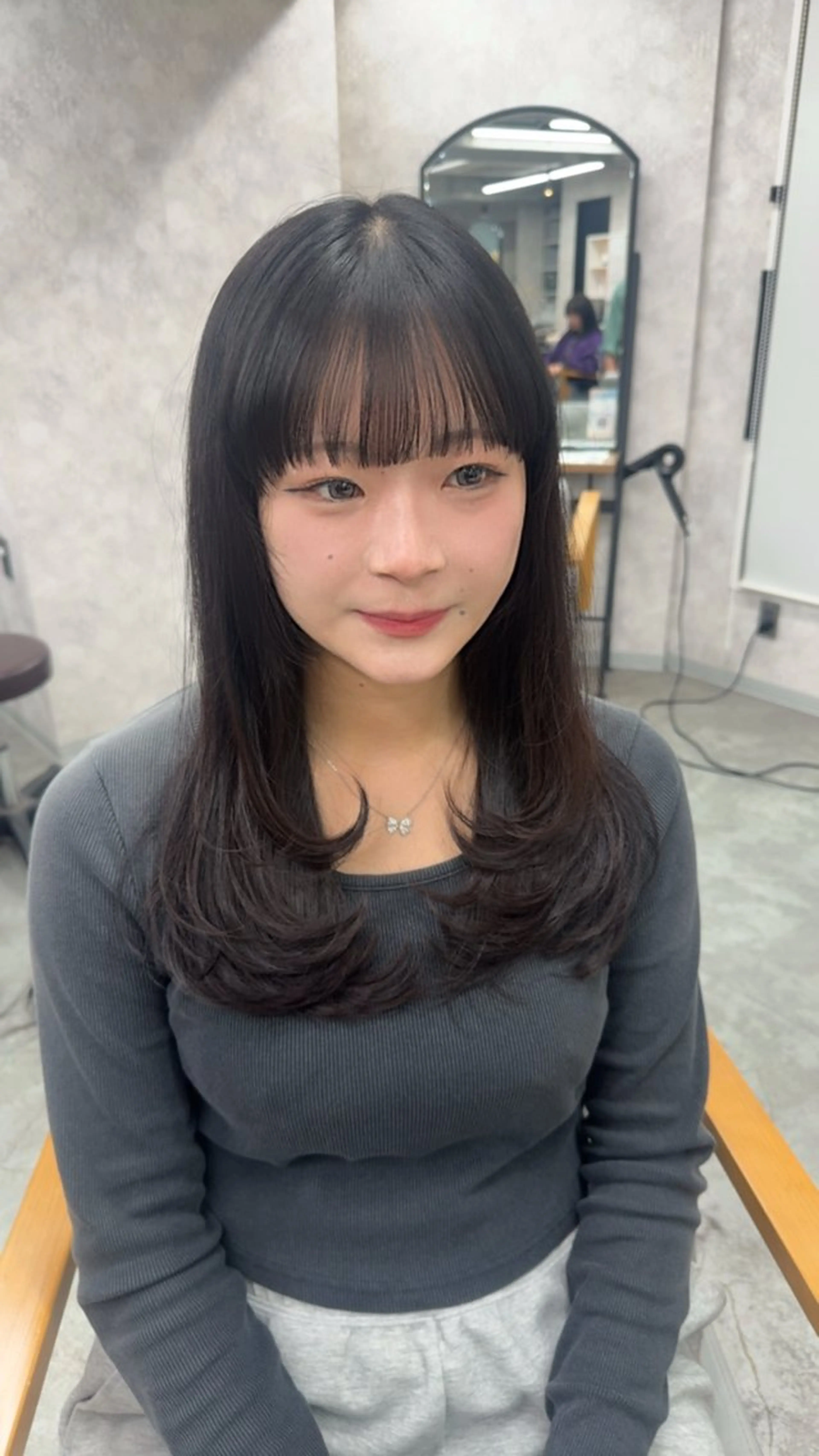 ロング カット Yuzumi／ ハイトーン／パーマのヘアスタイル