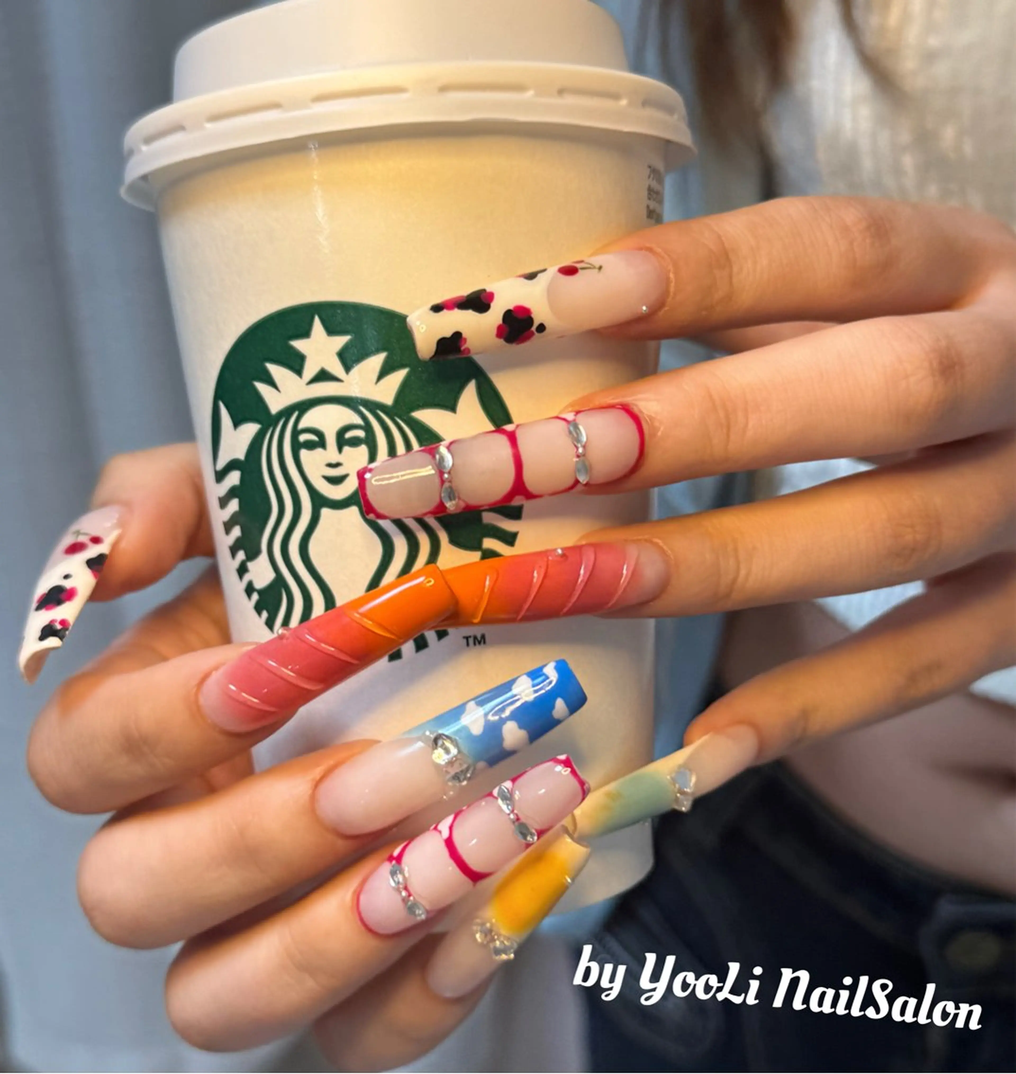 ネイル アートネイル オーロラネイル チークネイル フレンチネイル ガラスフレンチ 🎀🎀YooLi Nail Salonのネイルデザイン