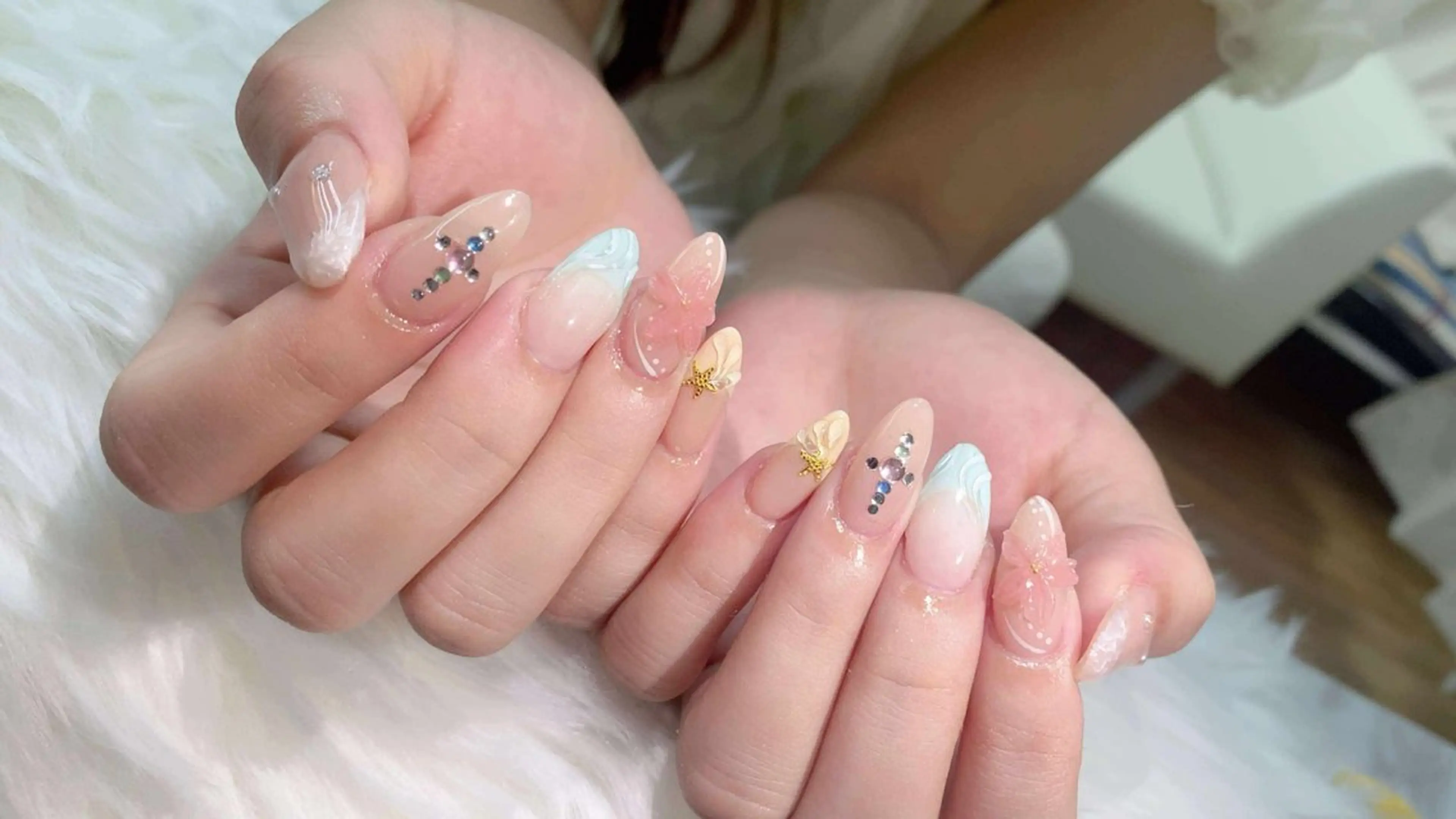 ネイル ハンドネイル ハンドケア Hara Nail 【持ち込みOK】のネイルデザイン