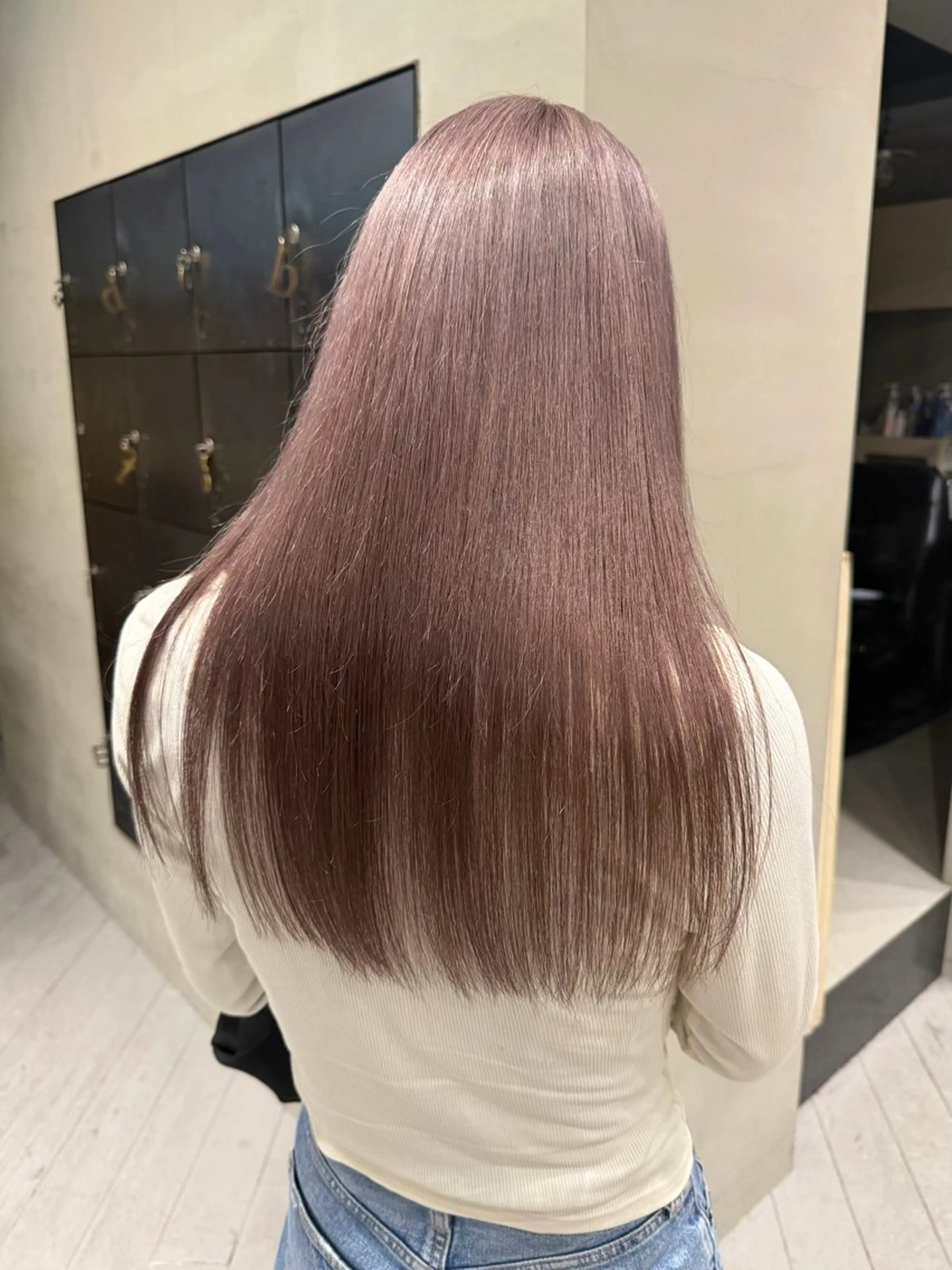 カラー ベージュカラー ピンクカラー ピンクベージュ ヘアカラー ICI / ナオ/ 似合わせカラーのヘアスタイル