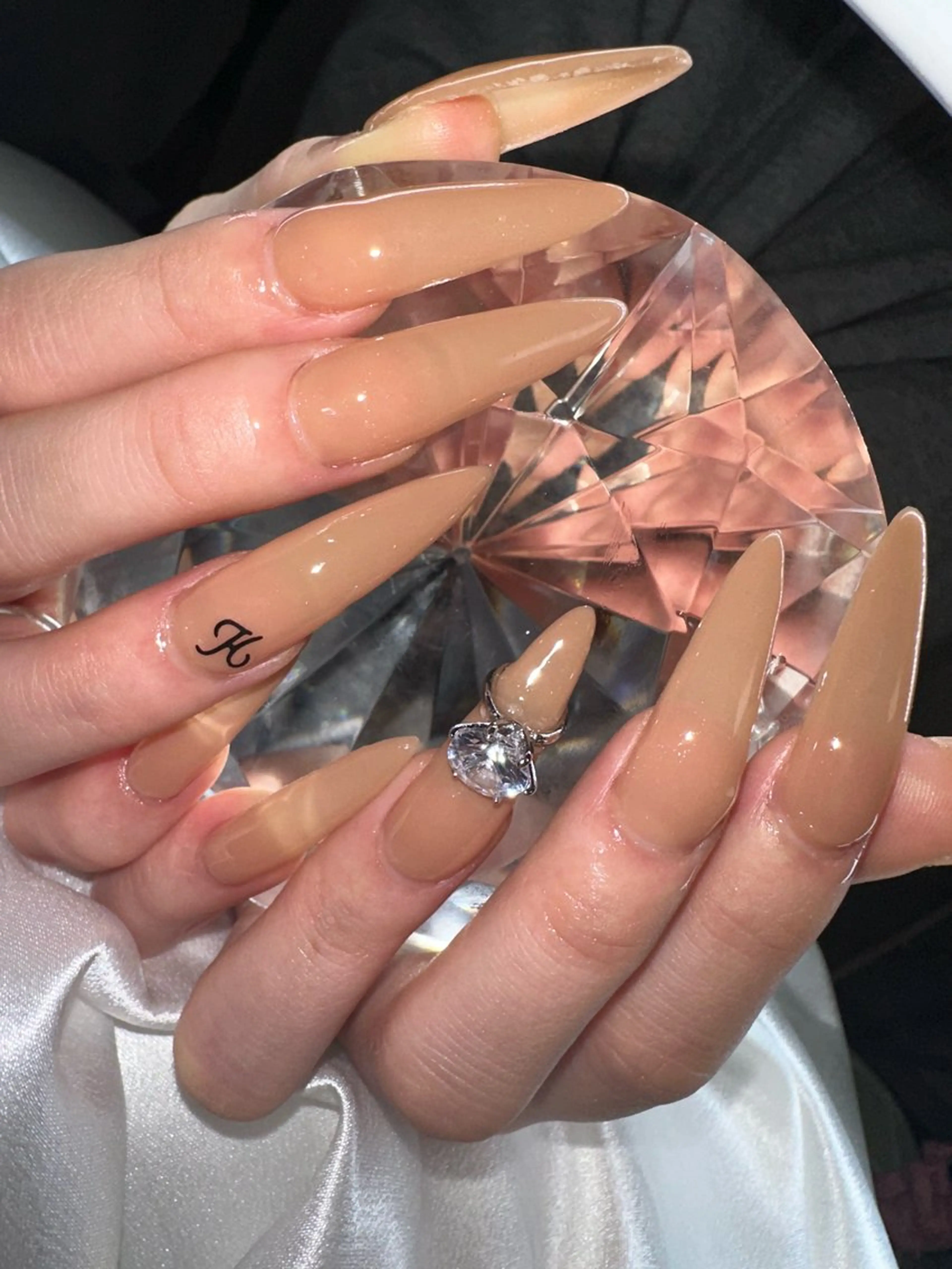 セミロング ハンドネイル YOKOSUKA🧸 NAIL🌿🫧💛のネイルデザイン