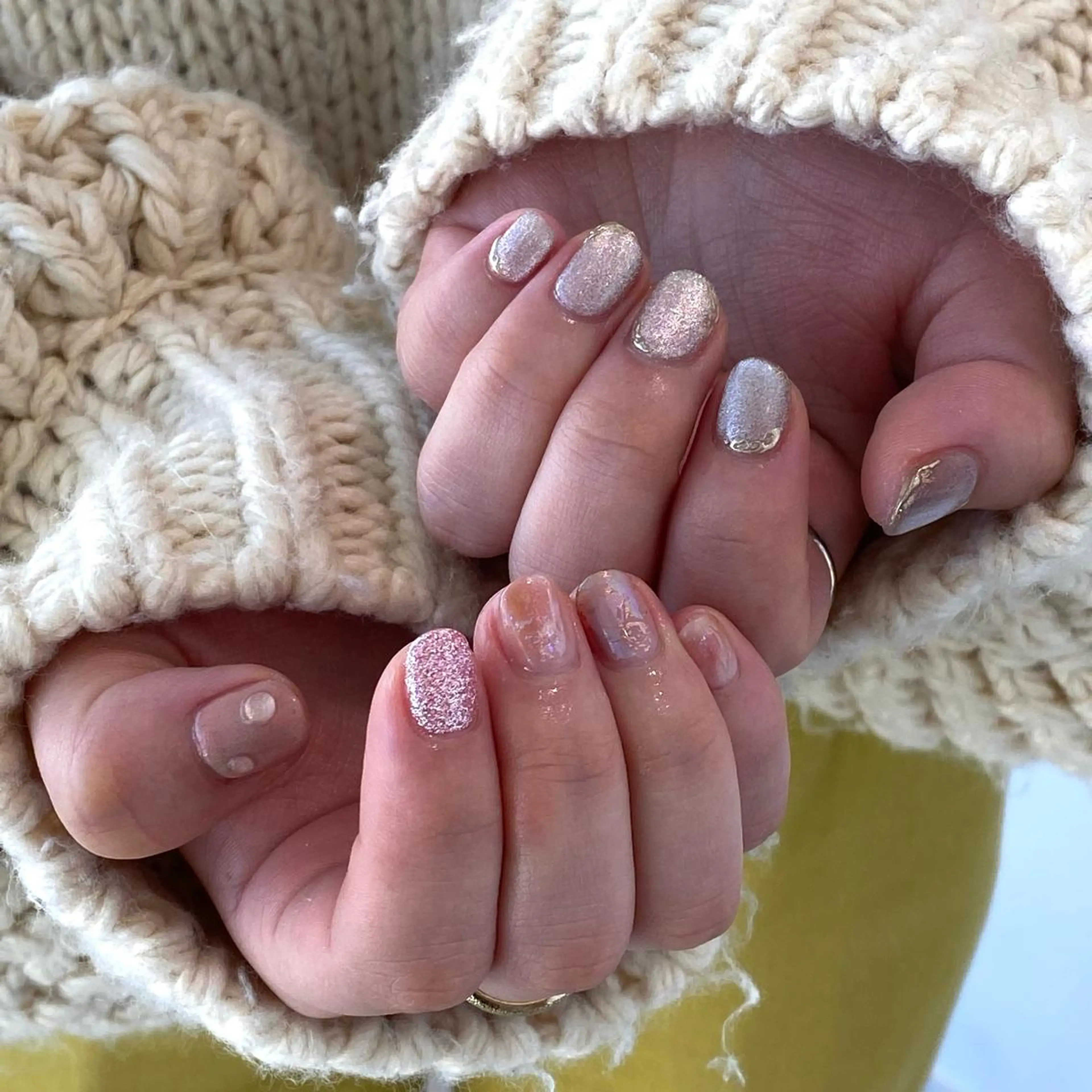 ネイル マグネットネイル ピンク 春ネイル ayana nails所属・nail salon ayanaのネイルデザイン