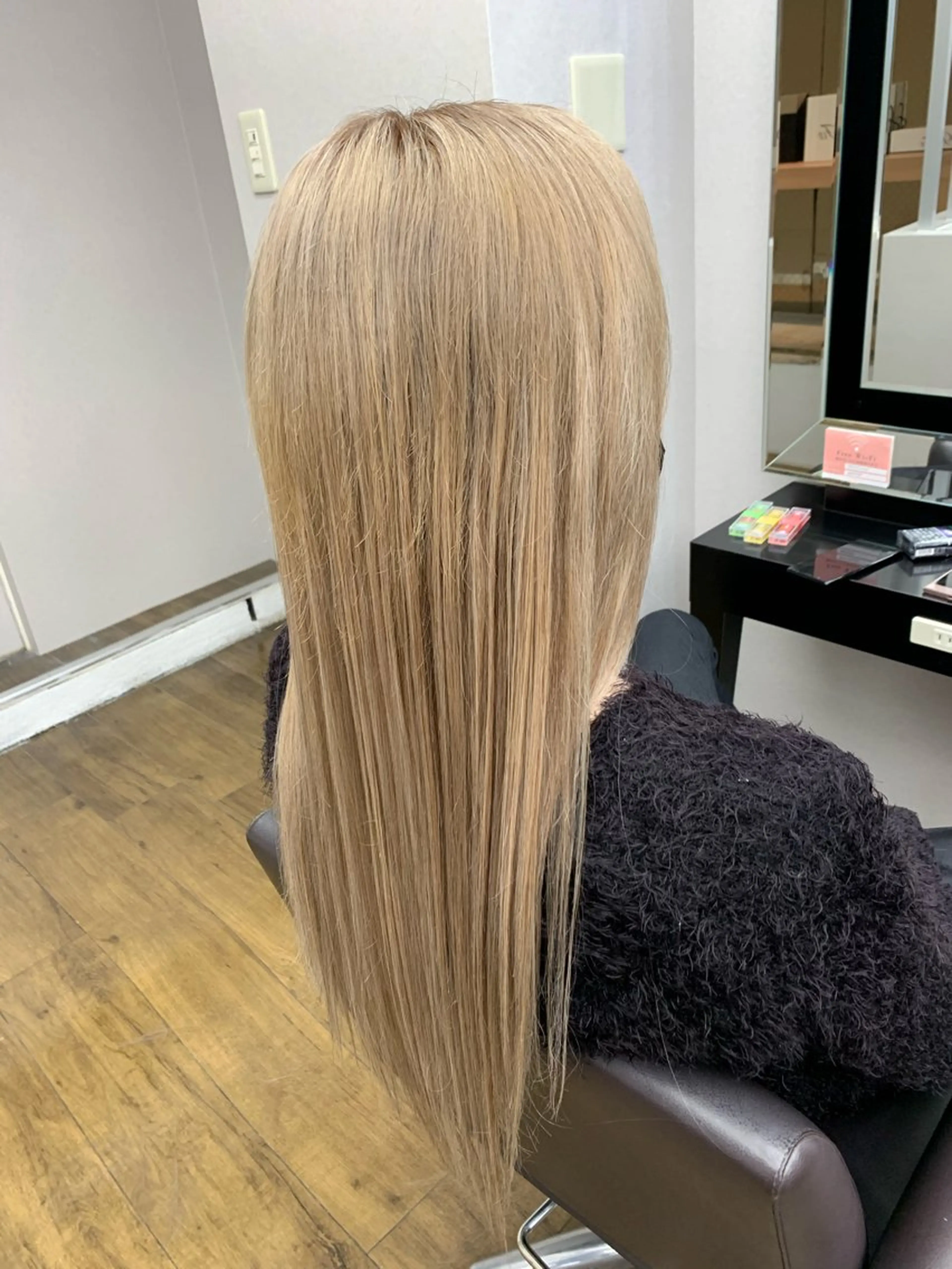 ロング 奥本 侑 髪質改善、ツヤ髪のその他イメージ