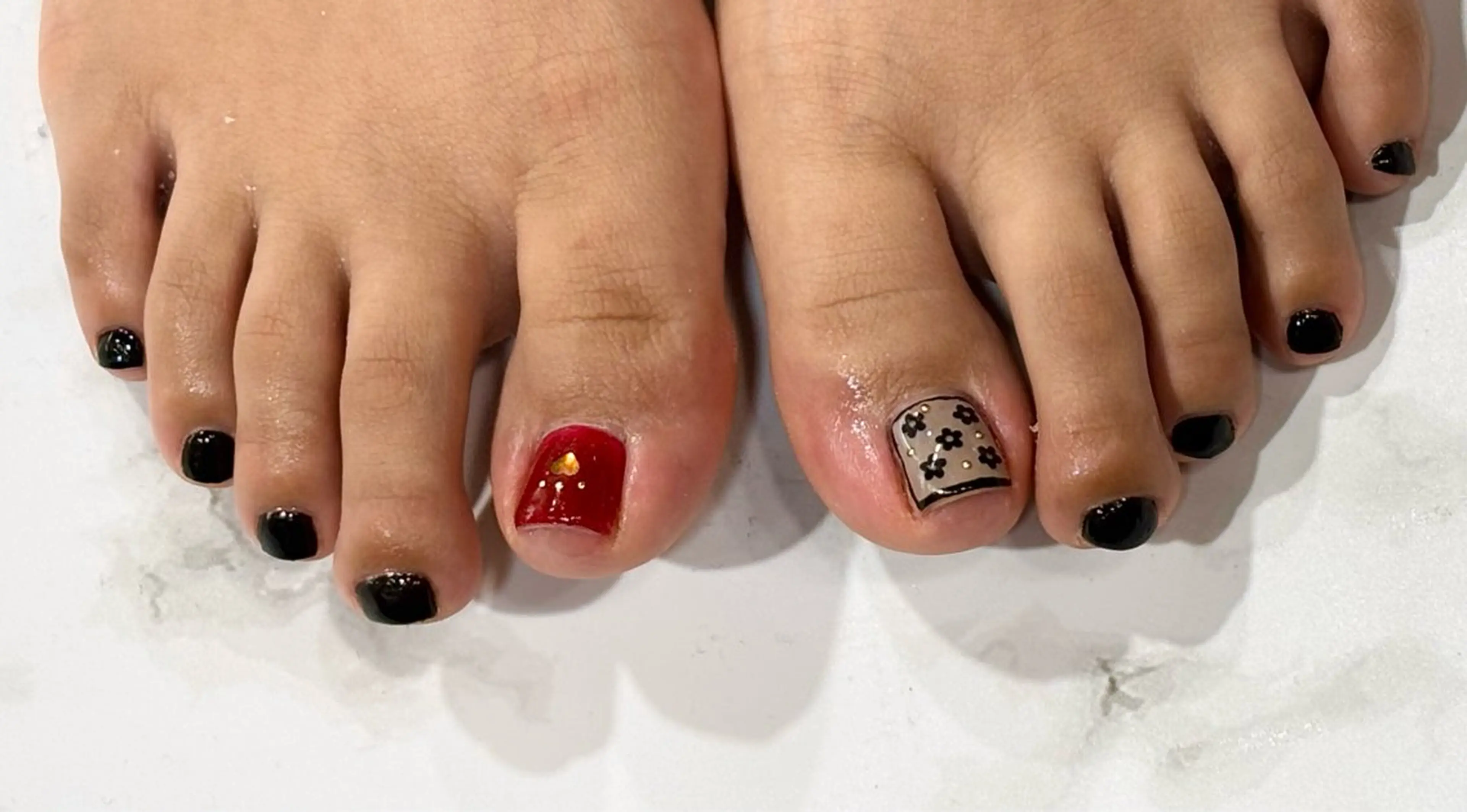 ネイル フットネイル nailsister まゆのネイルデザイン