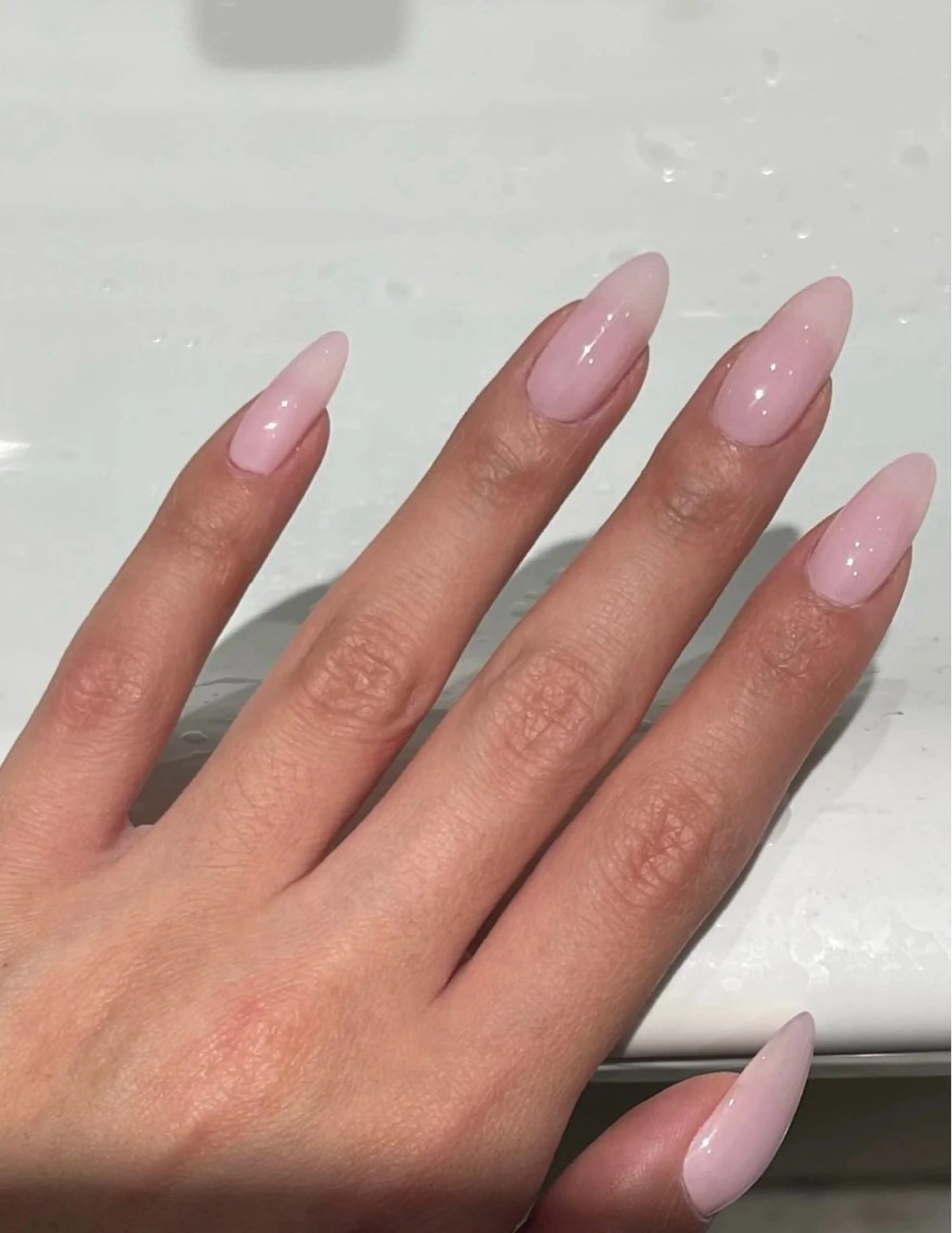 ネイル 高木 維麗絲のネイルデザイン