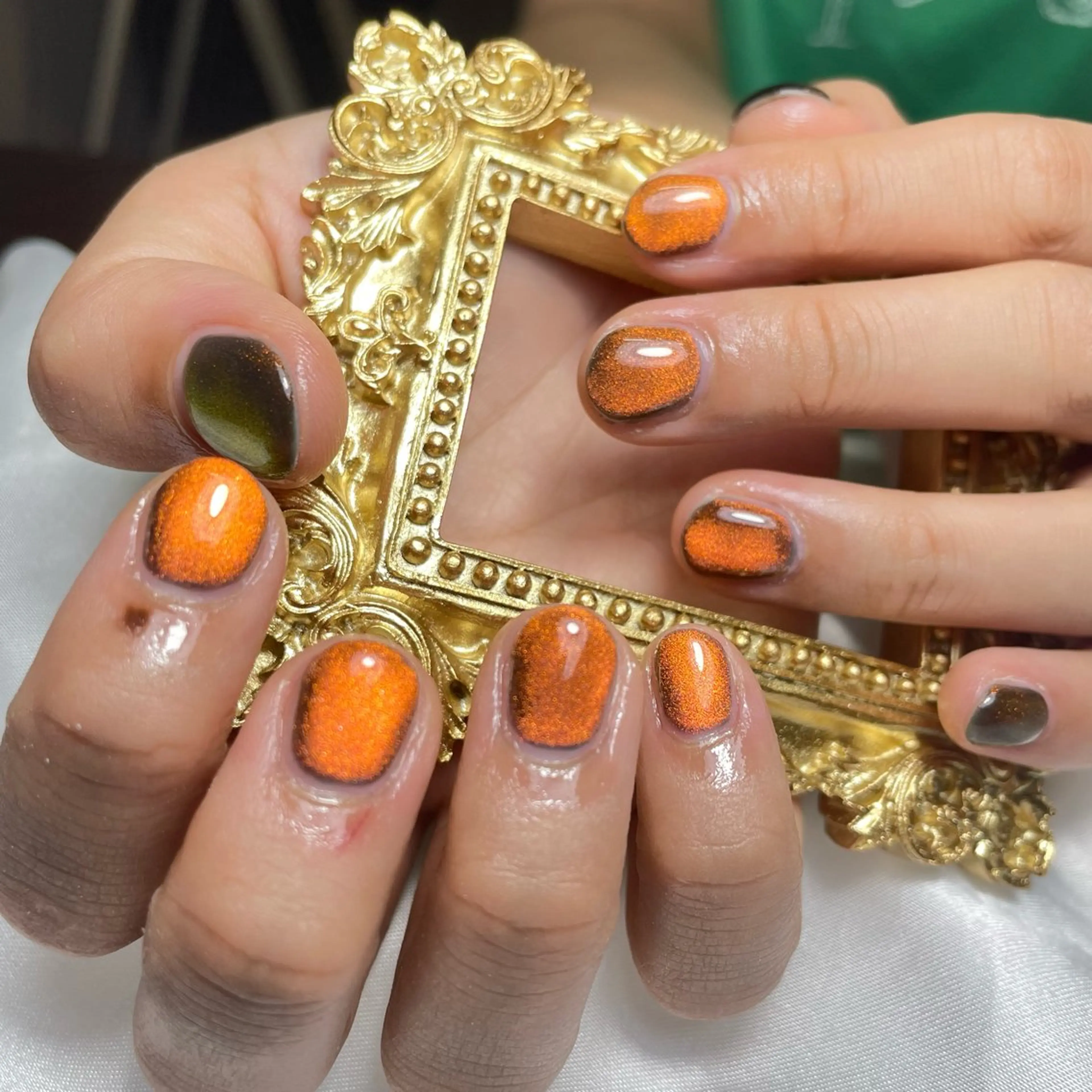 ネイル マグネットネイル オレンジ WATANABE MAYUMIのネイルデザイン