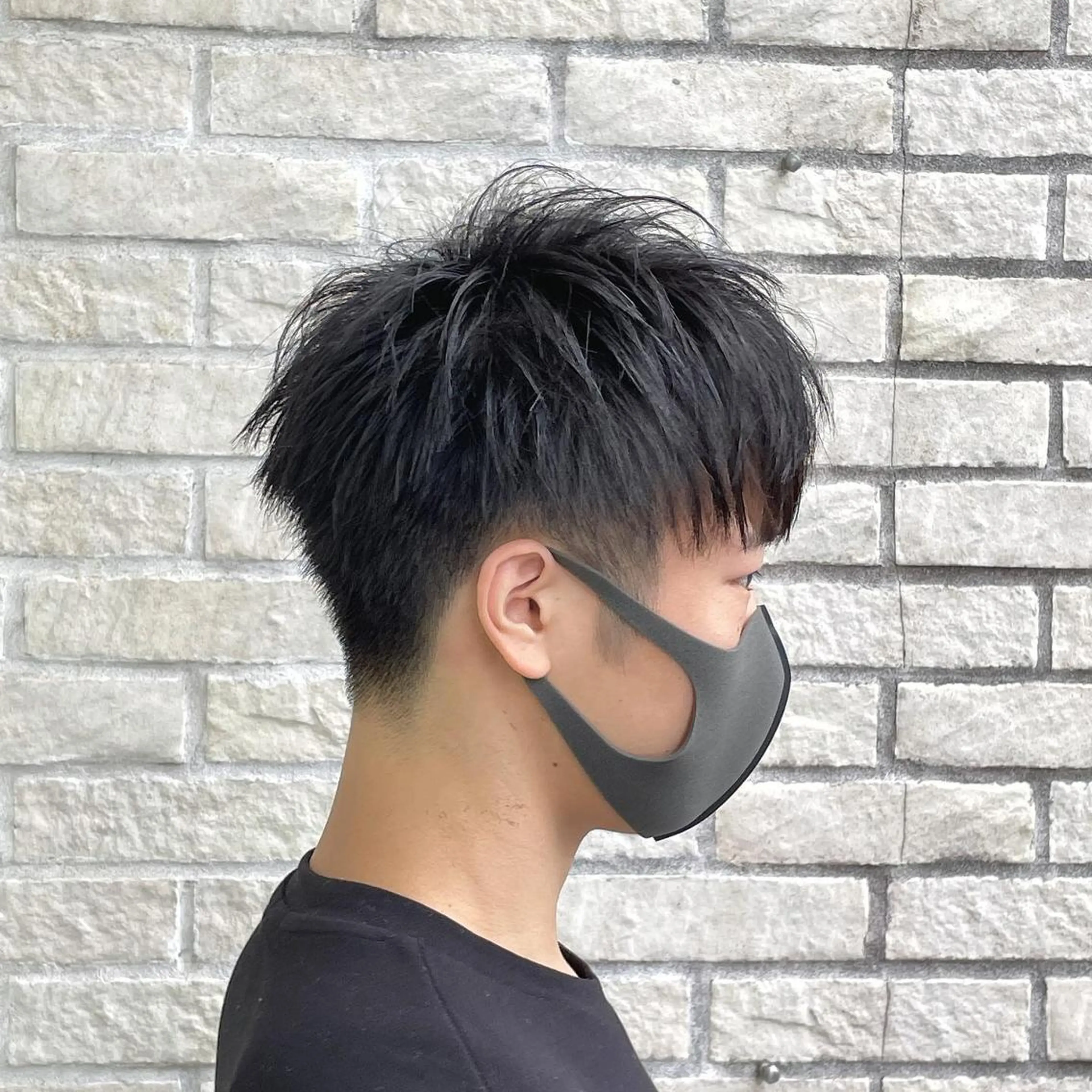 カラー ブラウンカラー デザインカラー ハイライトカラー ミルクティーラテ ピンクカラー 艶髪レイヤーの王 また復活の大澤竜馬のヘアスタイル