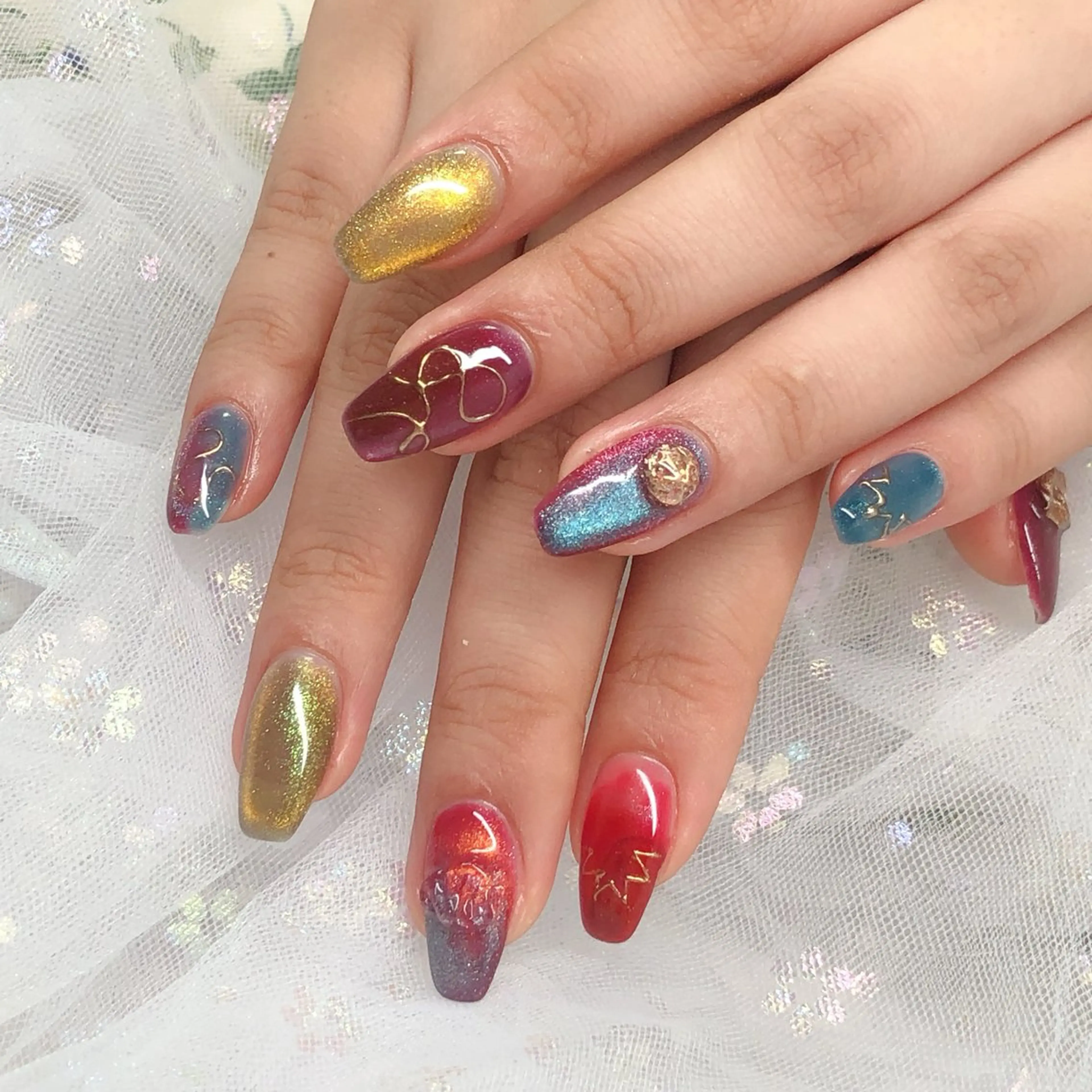 ネイル マグネットネイル 持ち込み ニュアンスネイル ハンドネイル ハンドケア ハク キのネイルデザイン