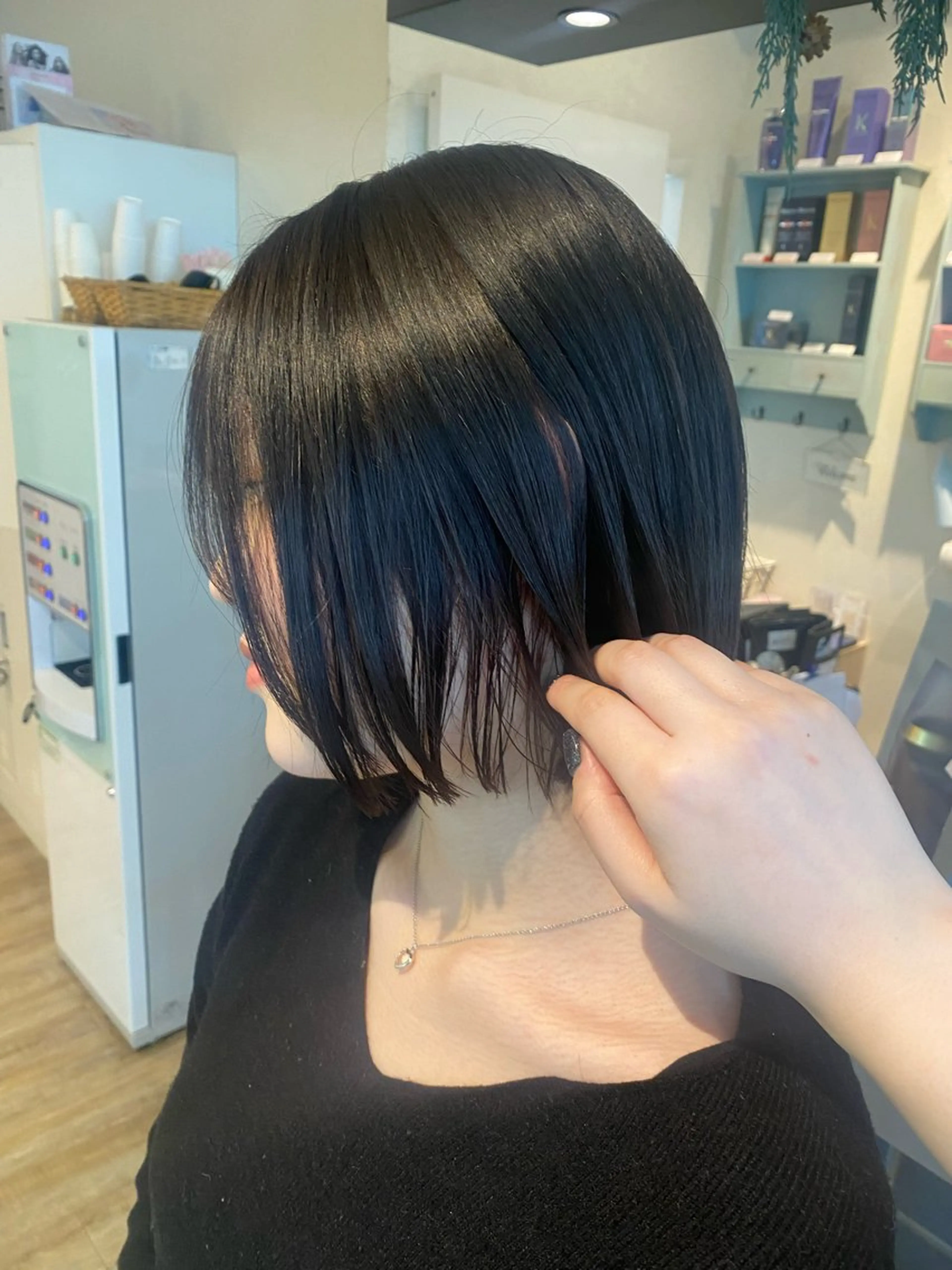 ショート カラー ブリーチ ブラウンカラー ダブルカラー イルミナカラー オリーブカラー カット ヘアカラー トリートメント N°+aero 😊れいか😊のヘアスタイル