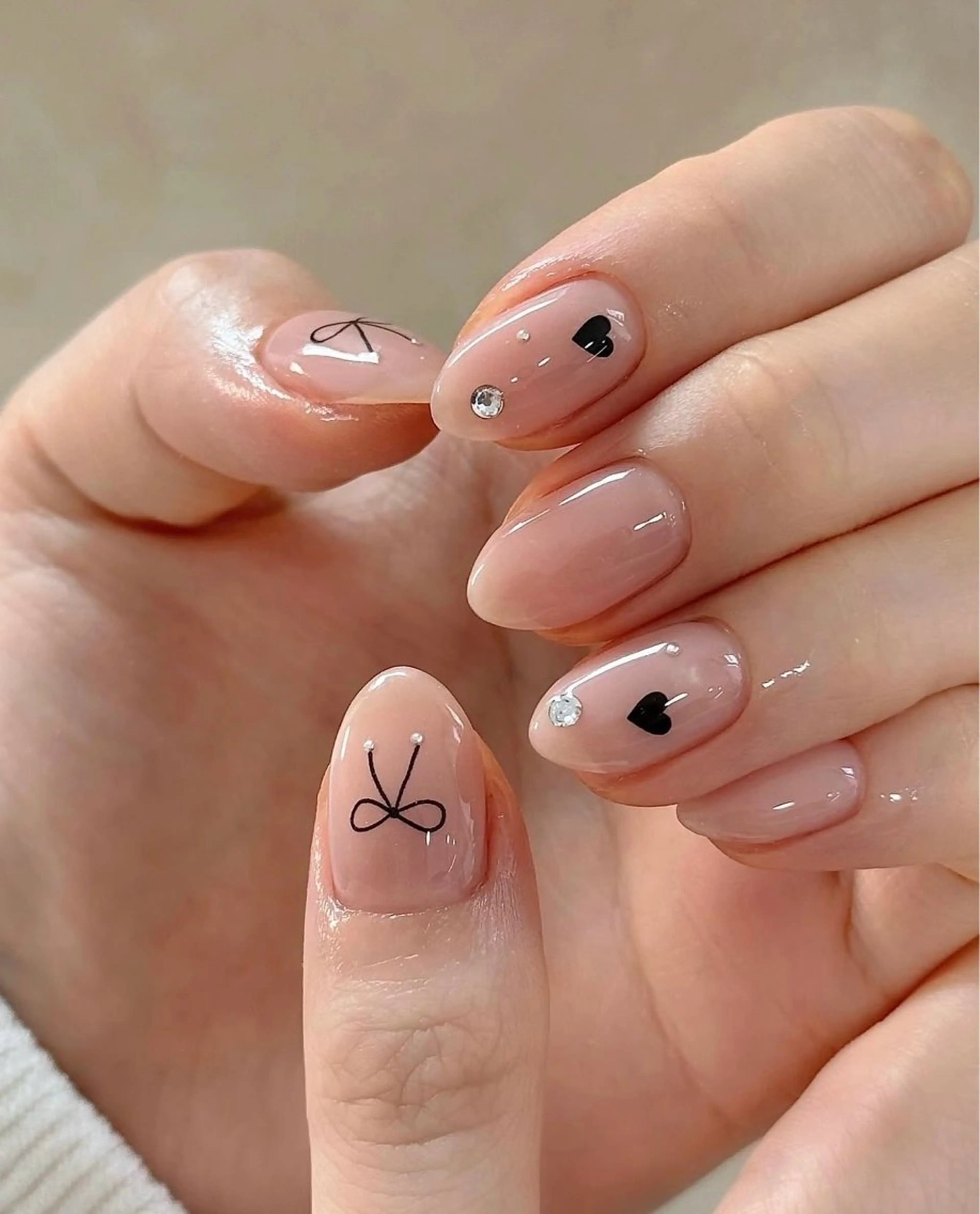 「HAND」持ち込みデザイン☘️シンプルの写真