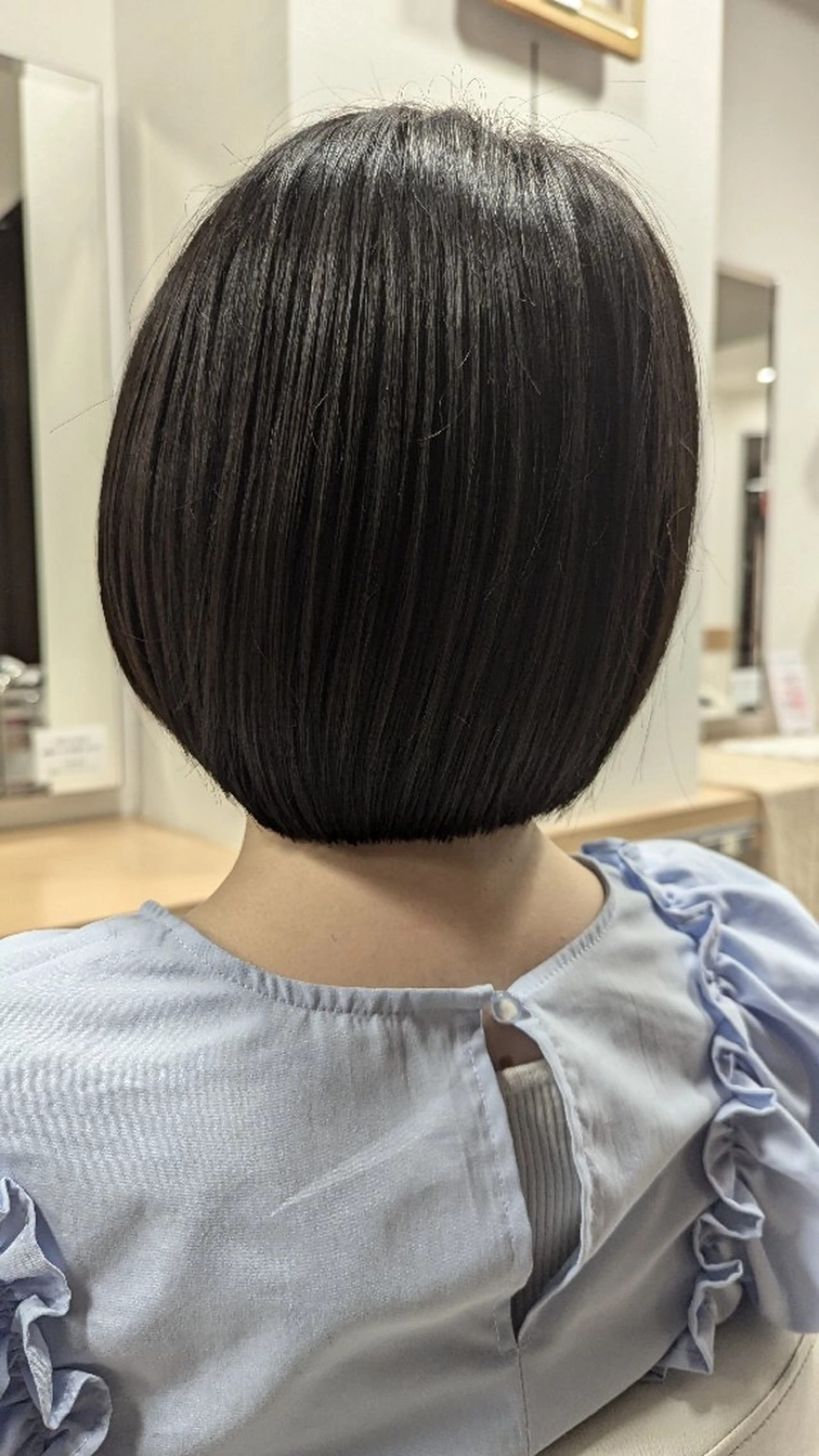 ショート 切りっぱなしボブ ボブ 斉藤 充哉のヘアスタイル