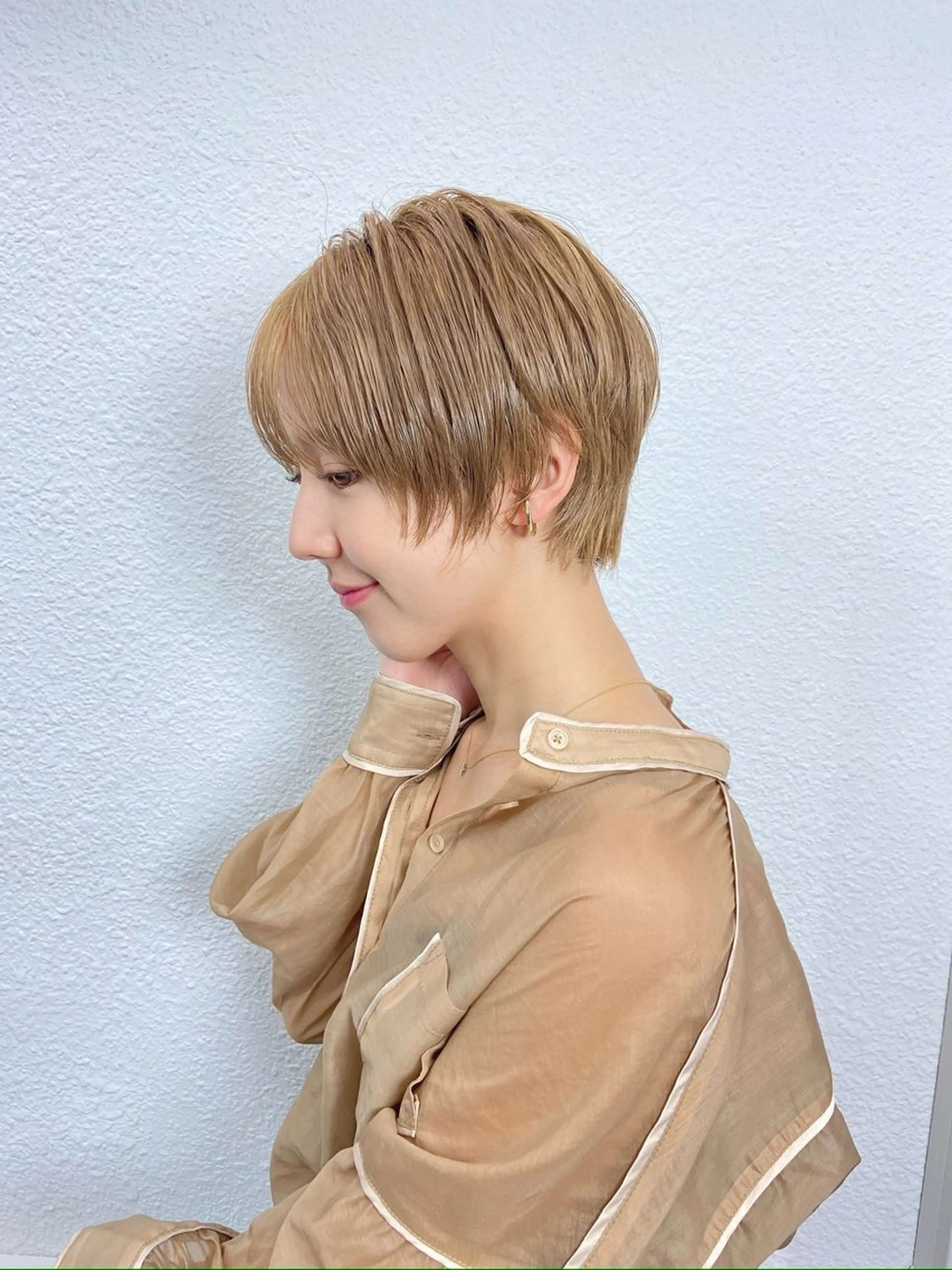 ショート カラー うる艶カラー× ハイトーン/miuのヘアスタイル