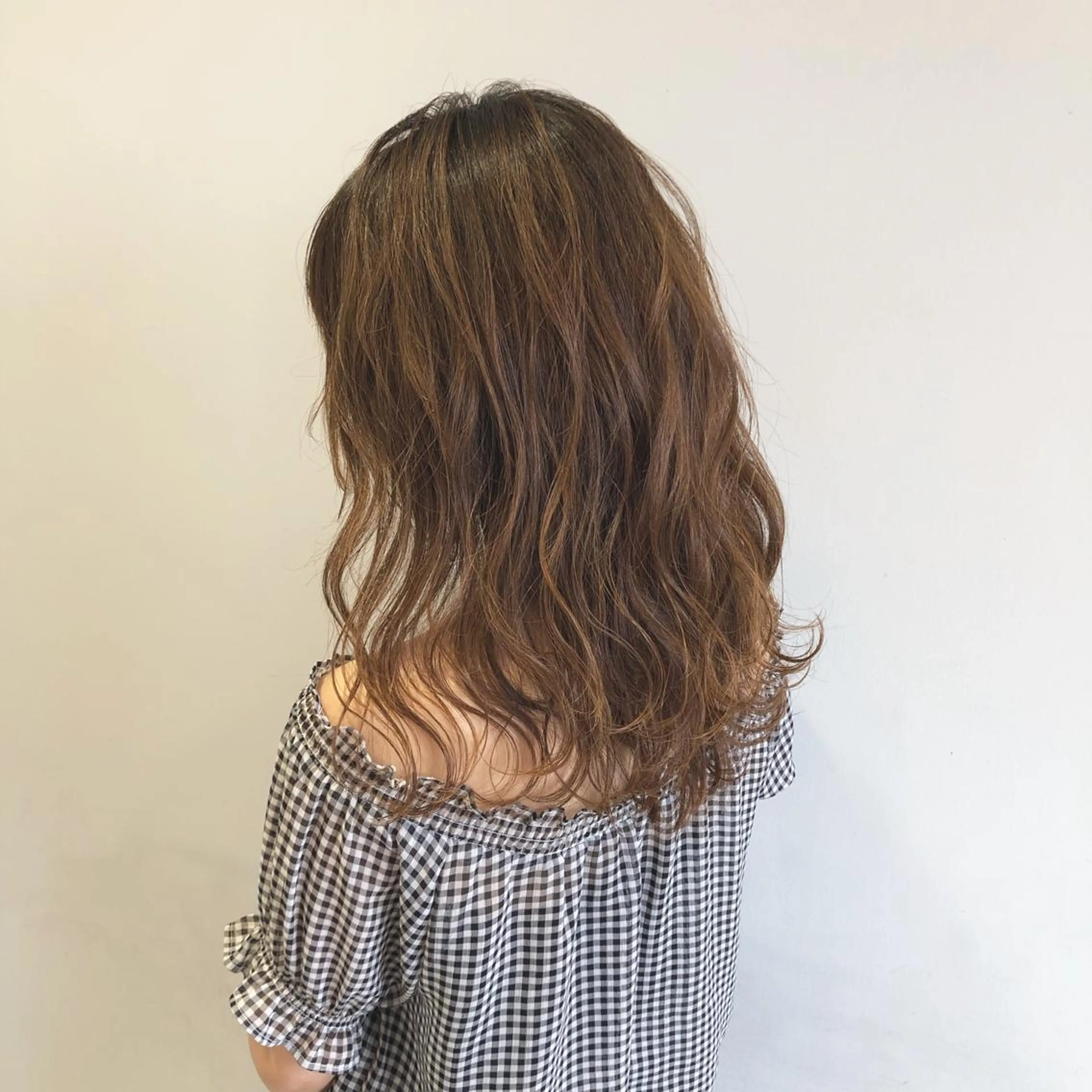 セミロング 岩瀬 翔太のヘアスタイル