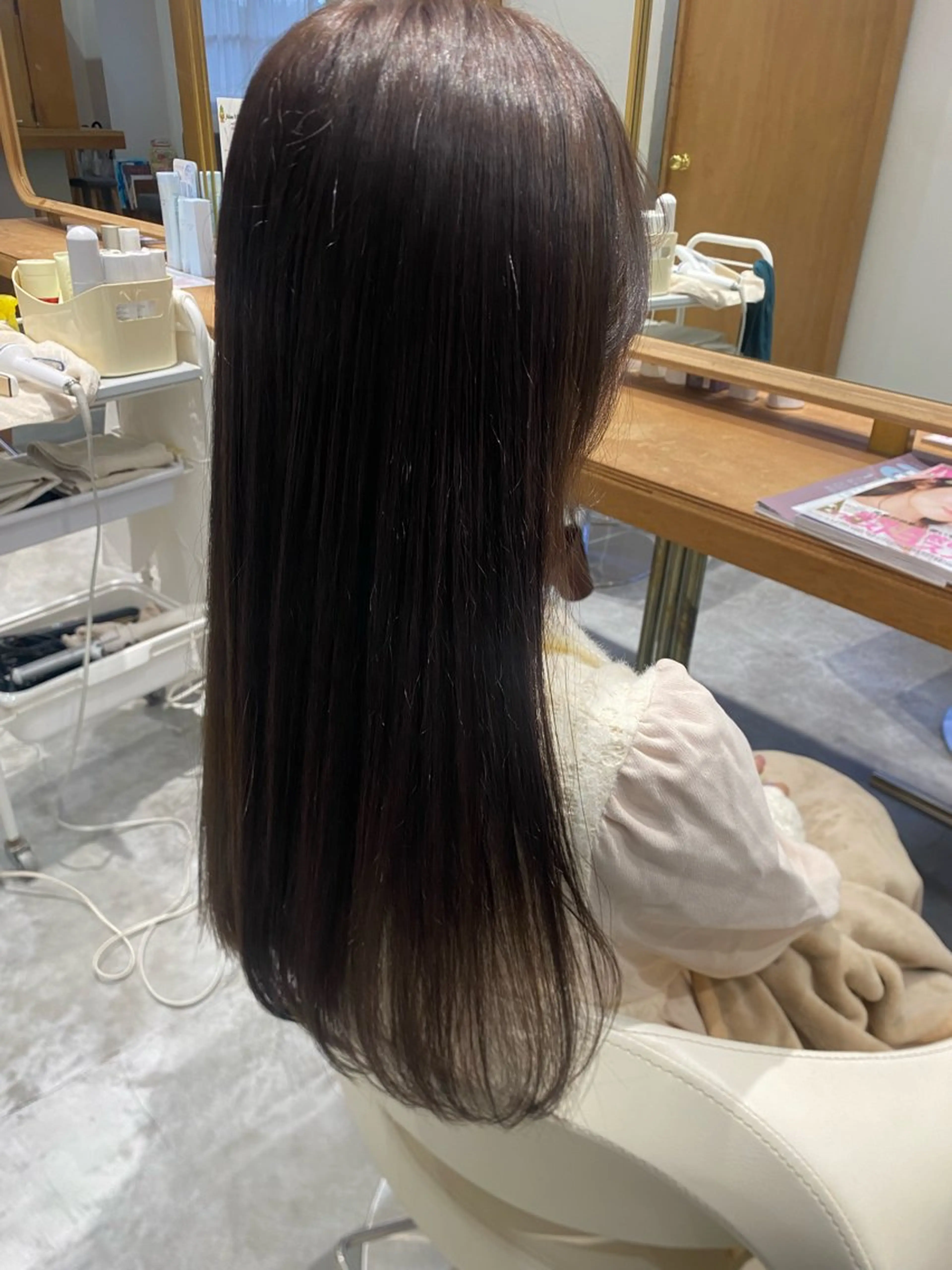 ロング カラー アッシュ ベージュカラー ヘアカラー トリートメント MIKU ／fulamのヘアスタイル