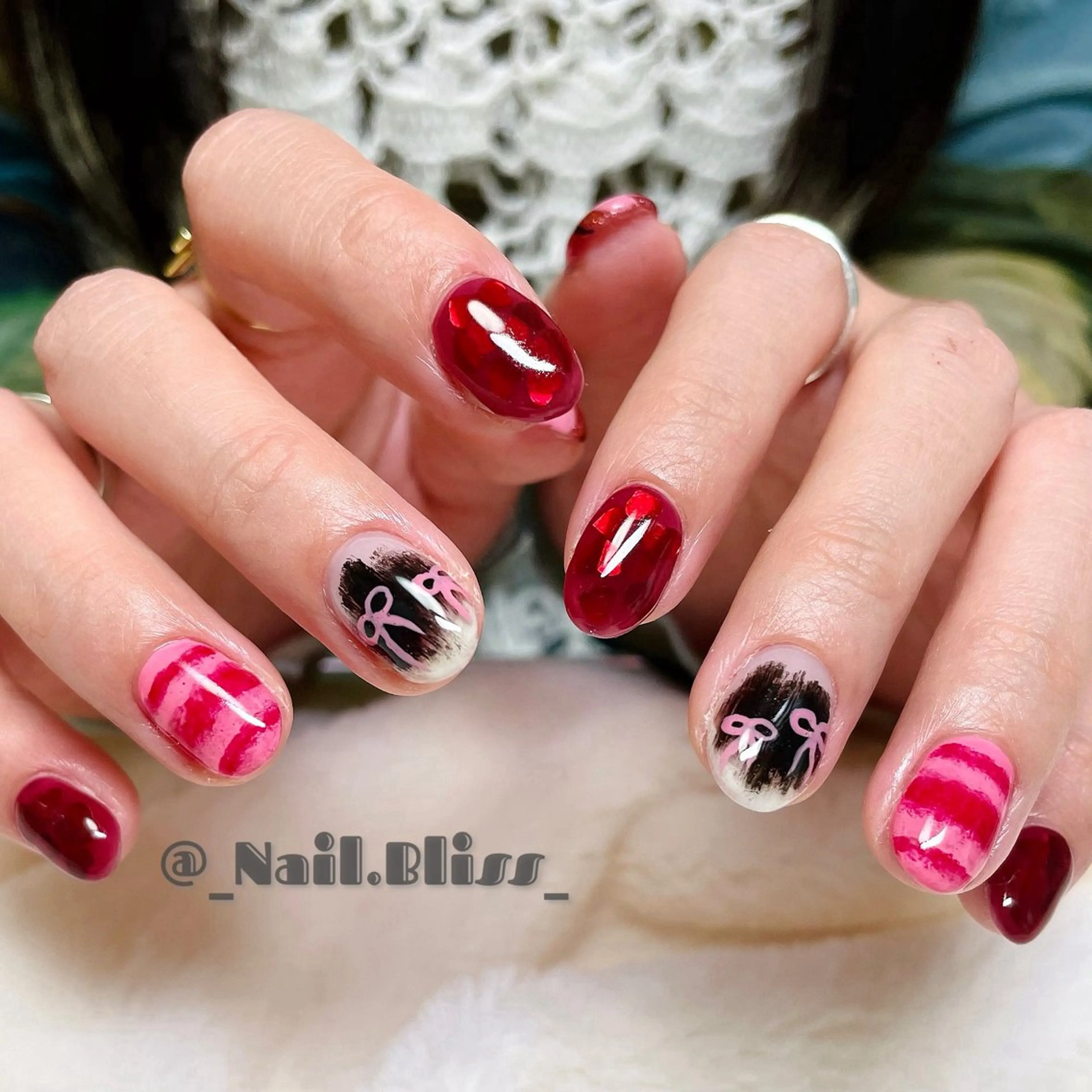 ネイル アートネイル バレンタイン ハンドネイル NAIL BLISSのネイルデザイン