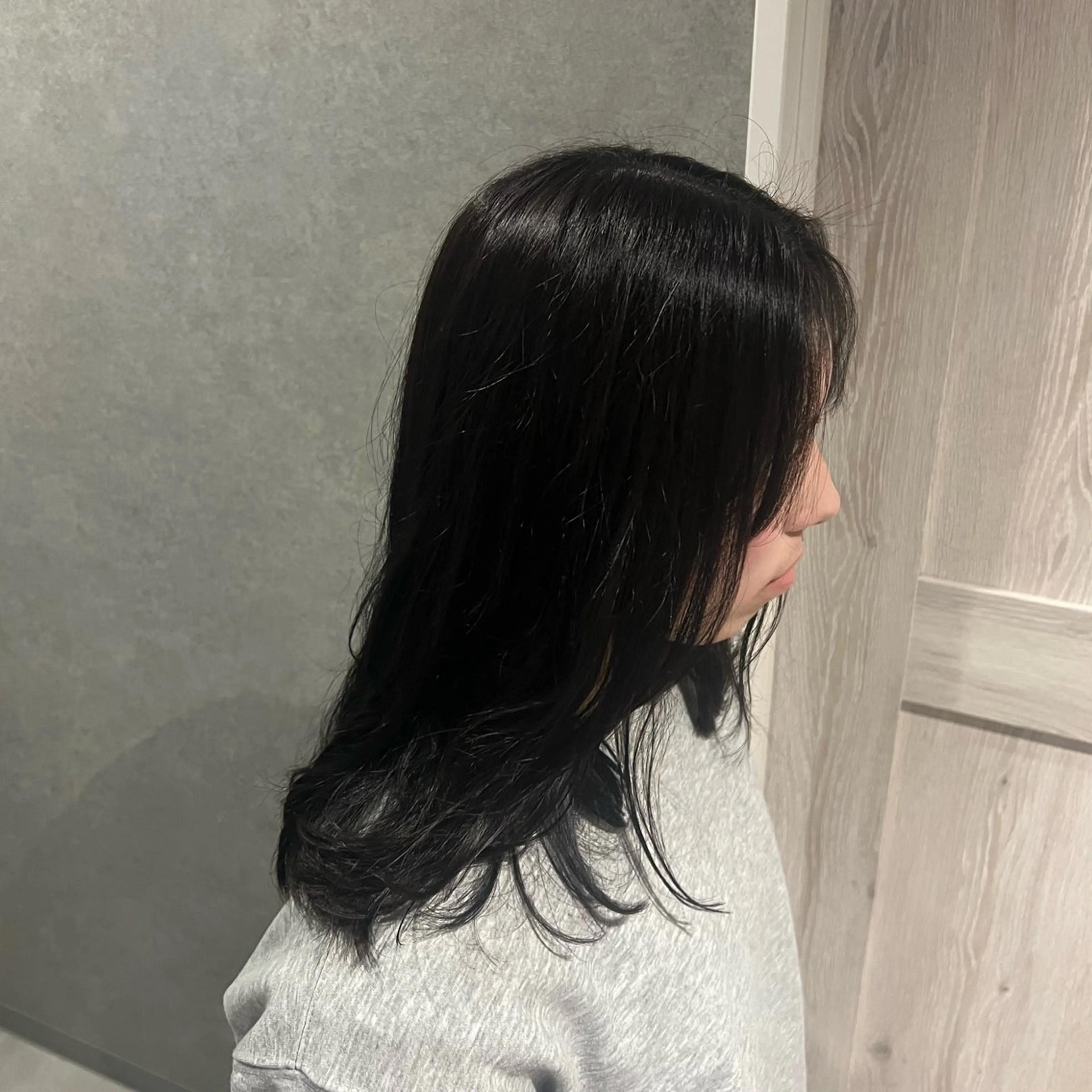 ミディアム Applause ナナのヘアスタイル