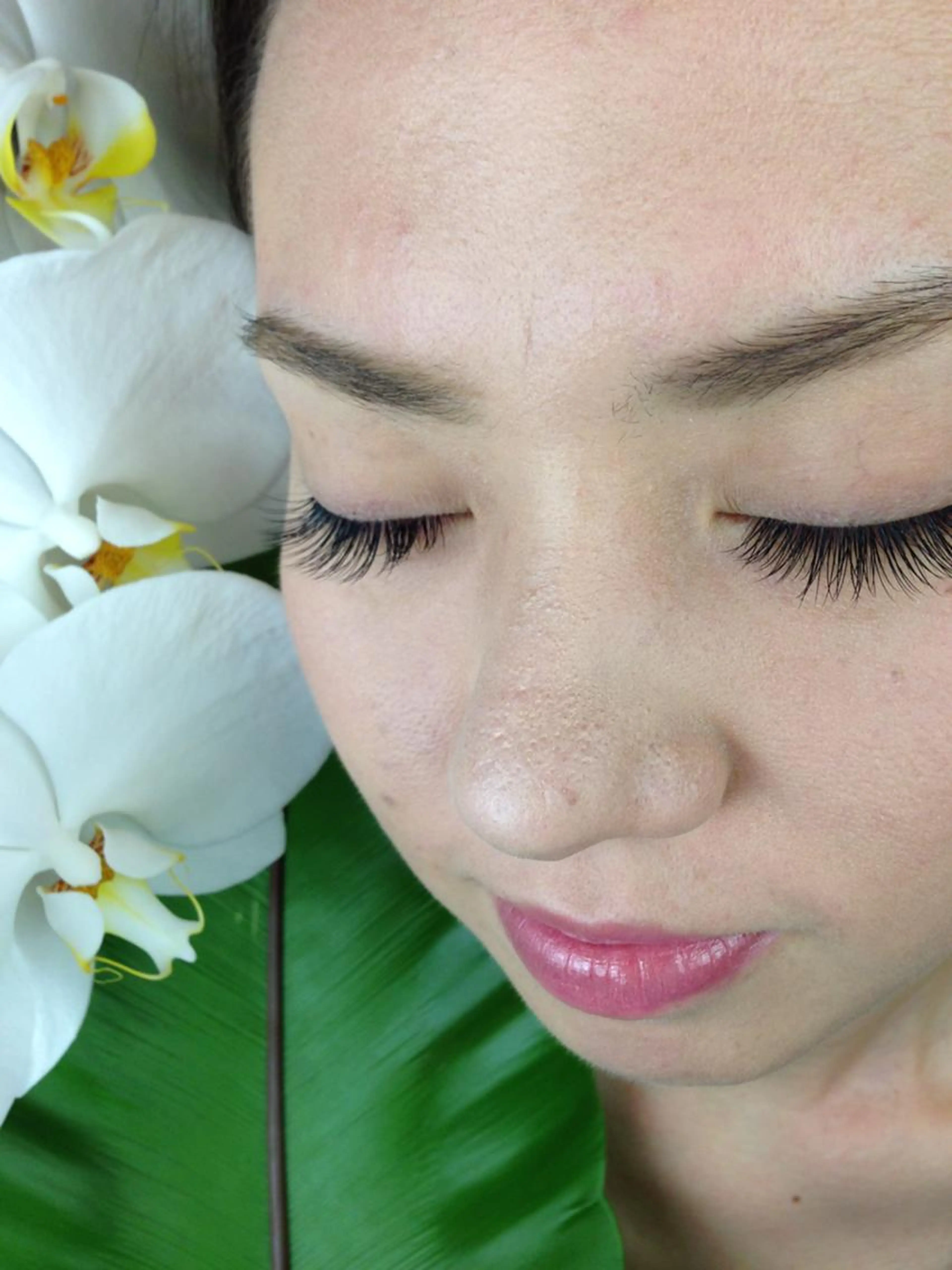 初めての方限定 LEDまつ毛エクステ140本♪までの写真