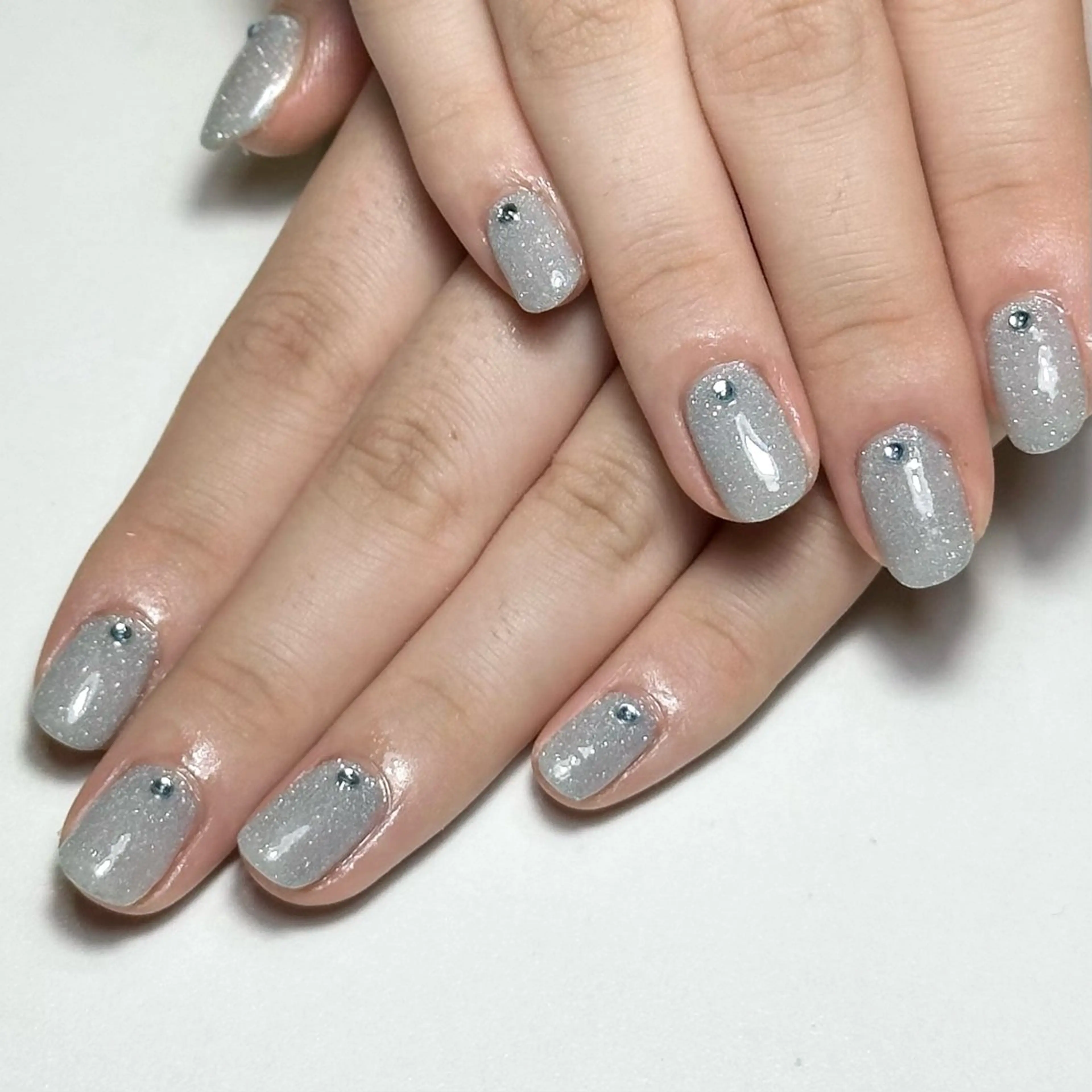 ネイル ストーンネイル HAIR&MAKE POSH 日暮里のネイルデザイン