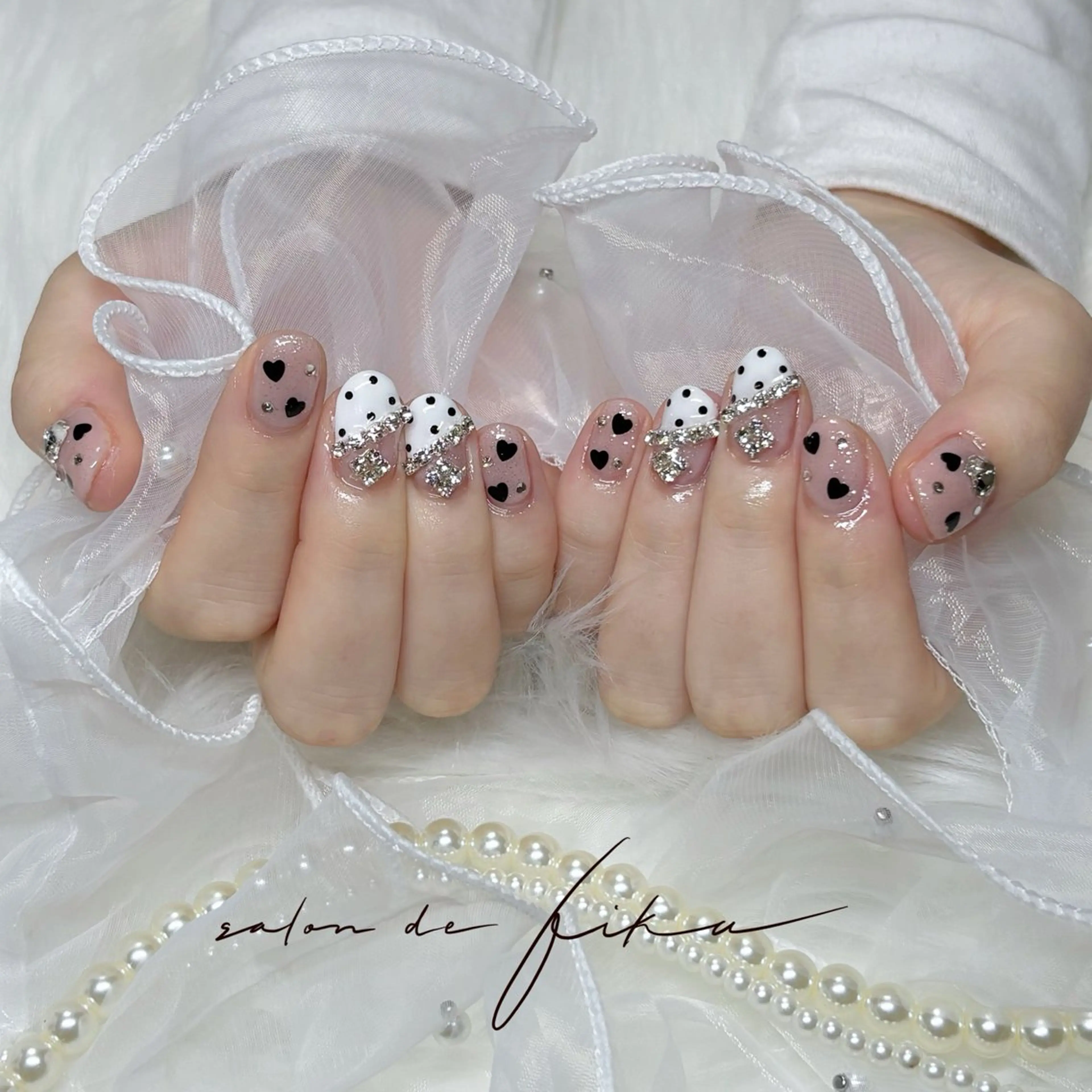 ネイル TOMO. Libのネイルデザイン