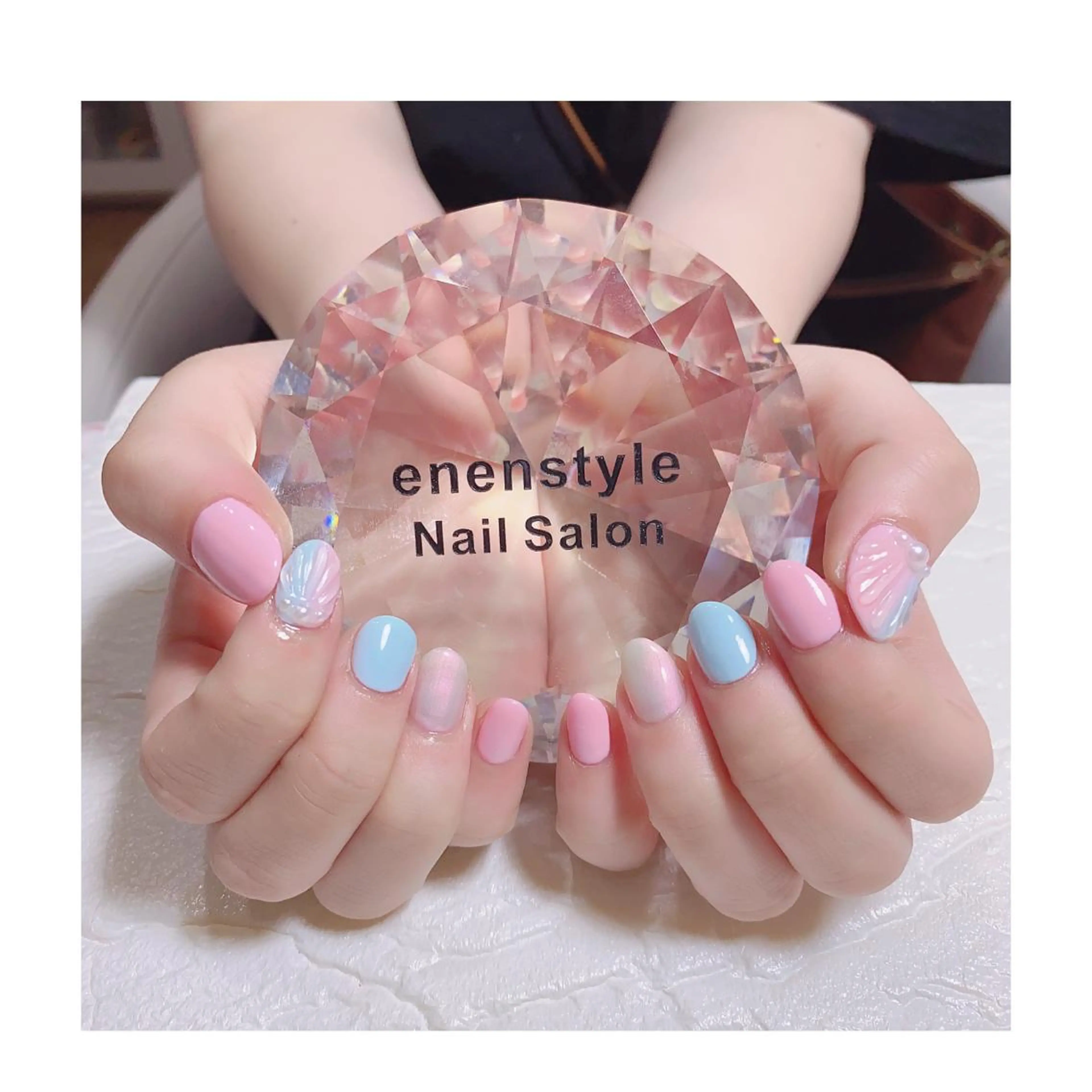 ミディアム ネイル ハンドネイル 👑enen style👑のネイルデザイン
