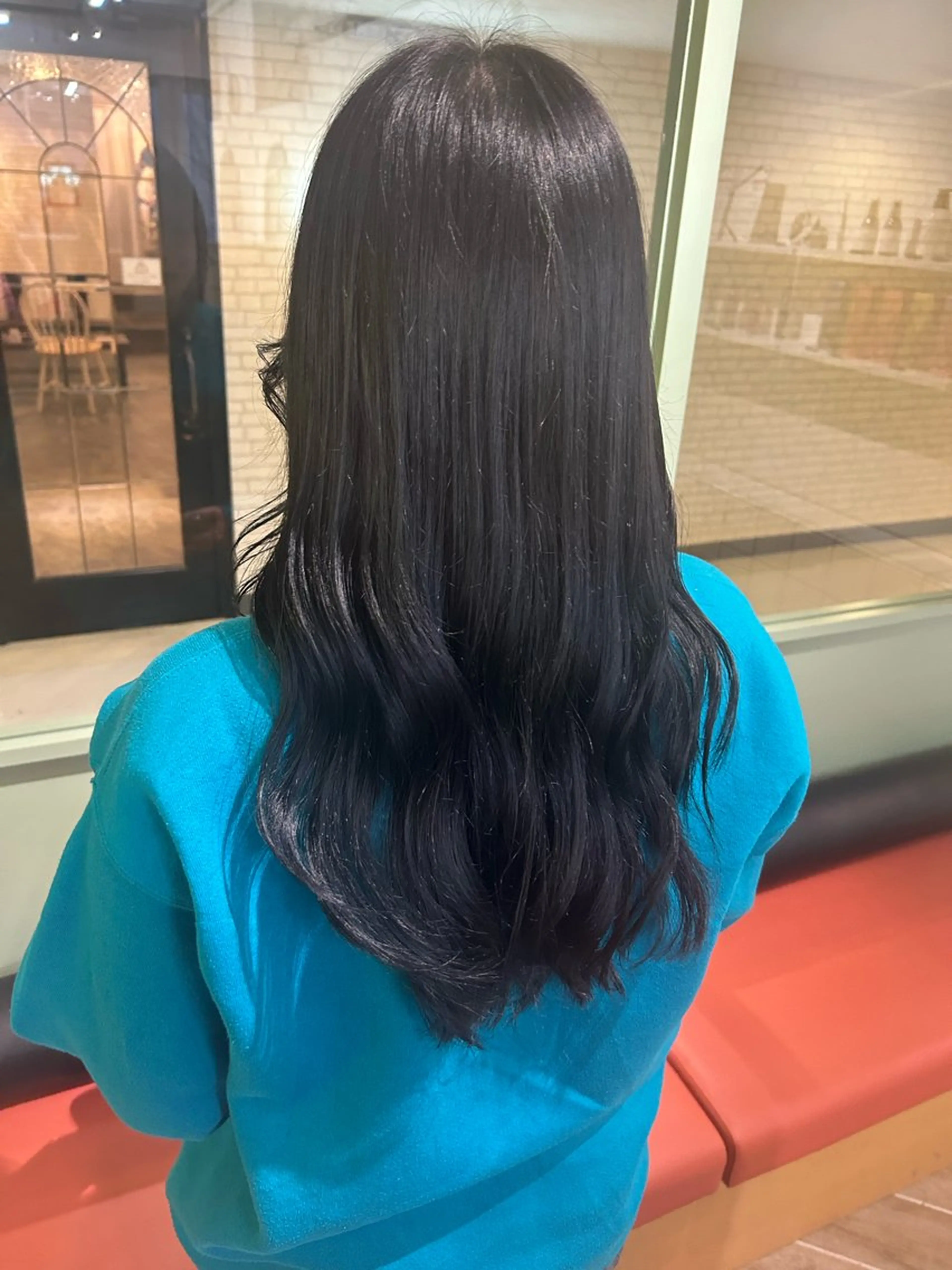 ロング カラー ヘアカラー トリートメント ベージュ/ダブルカラ ー/新潟駅/青柳萌果のヘアスタイル