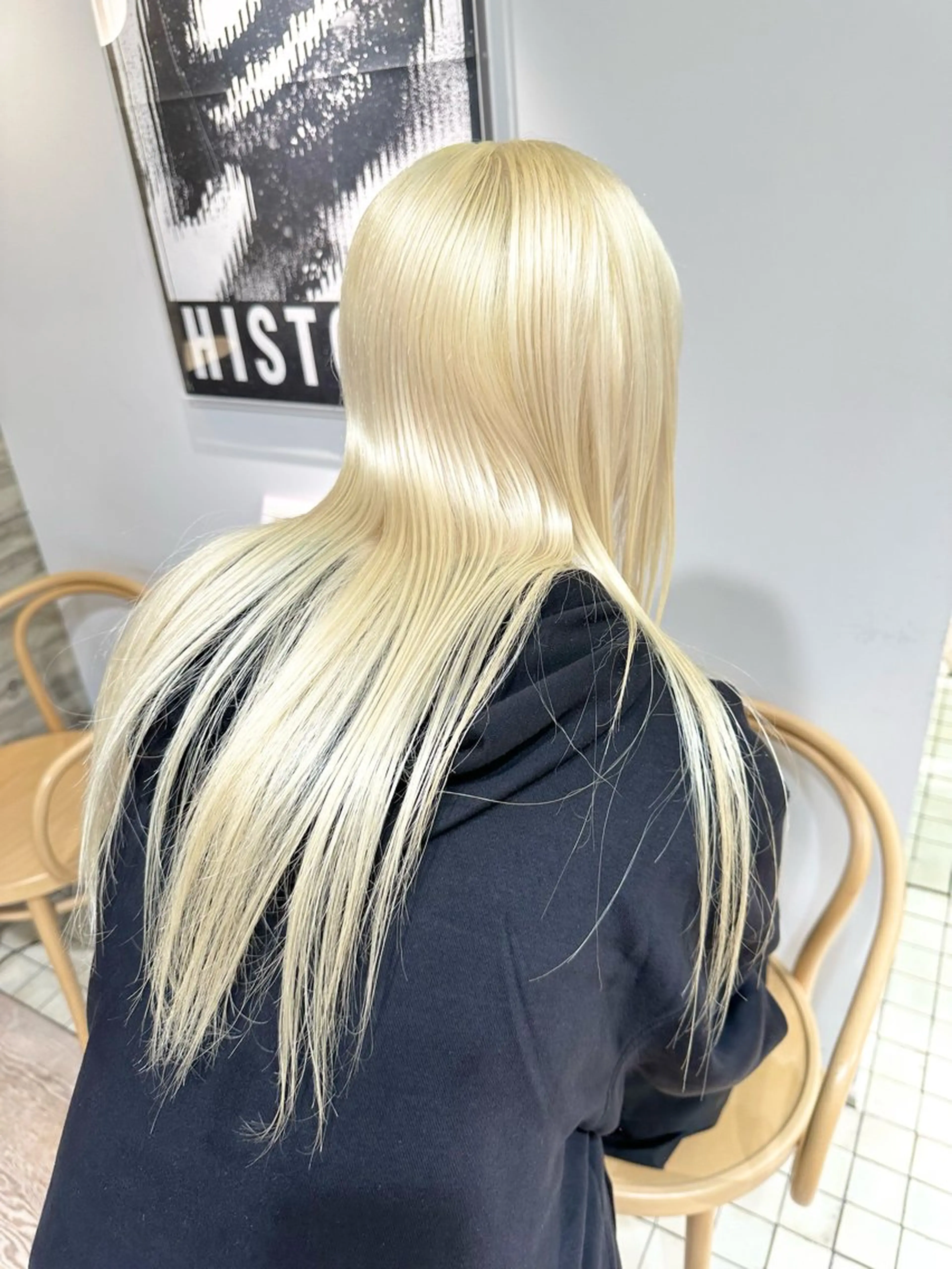 ロング カラー ヘアカラー kai .のヘアスタイル