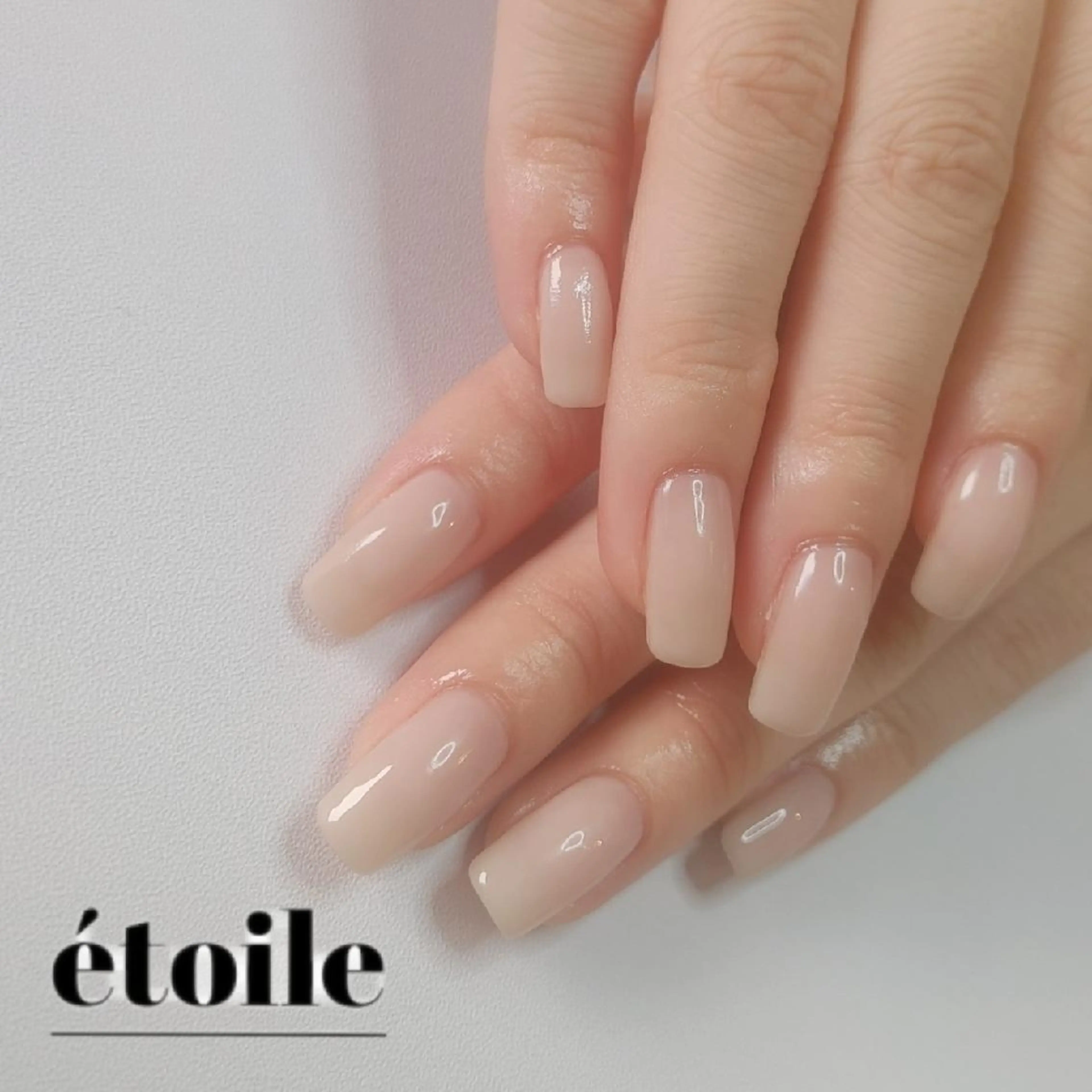 ネイル スクエアネイル ハンドネイル ハンドケア étoile(エトワール)所属・山田 可愛のネイルデザイン