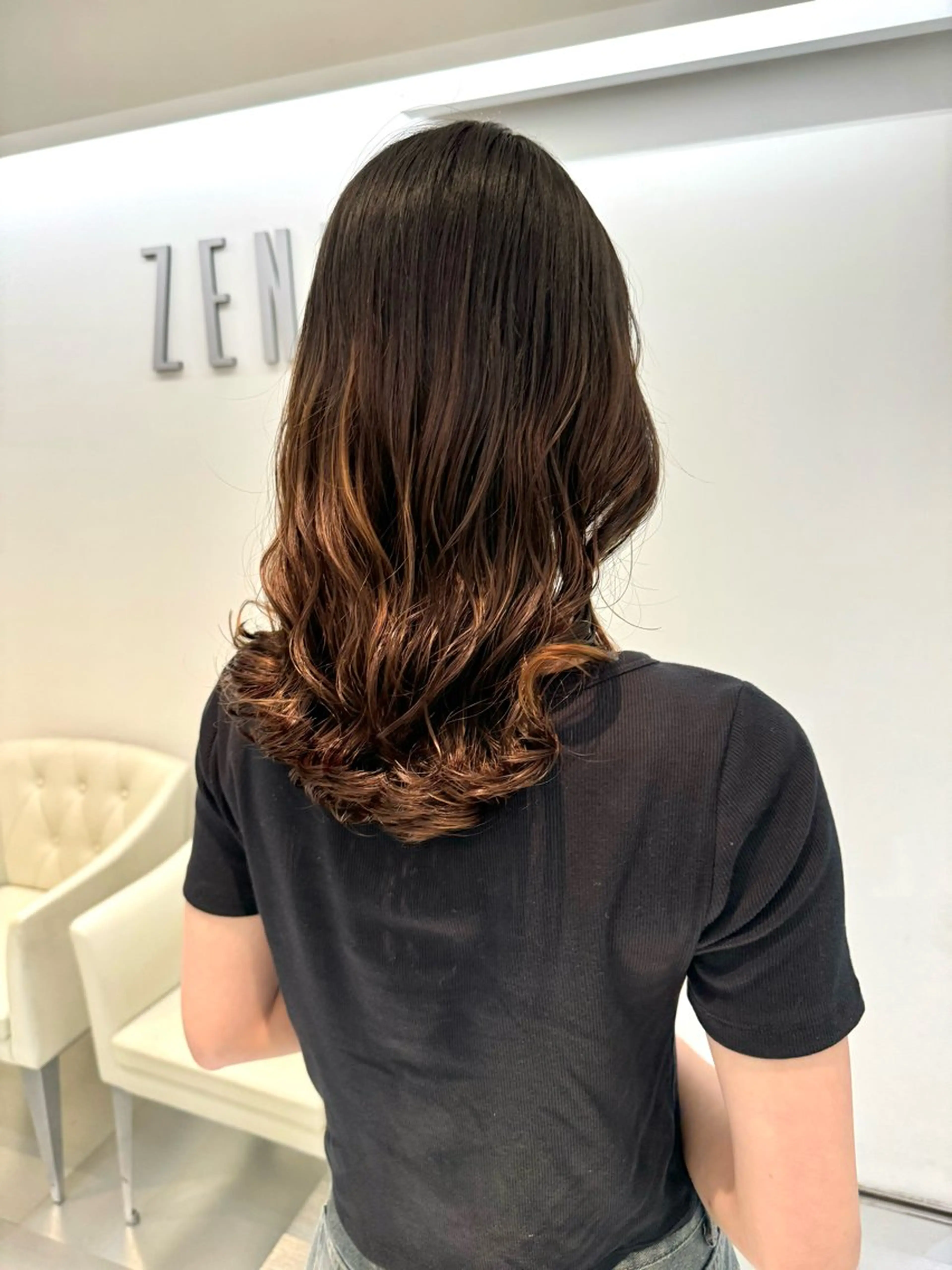 ミディアム パーマ ミディアムパーマ カット パーマ トリートメント デジタルパーマ 🌀ボブ　萩原　龍のヘアスタイル