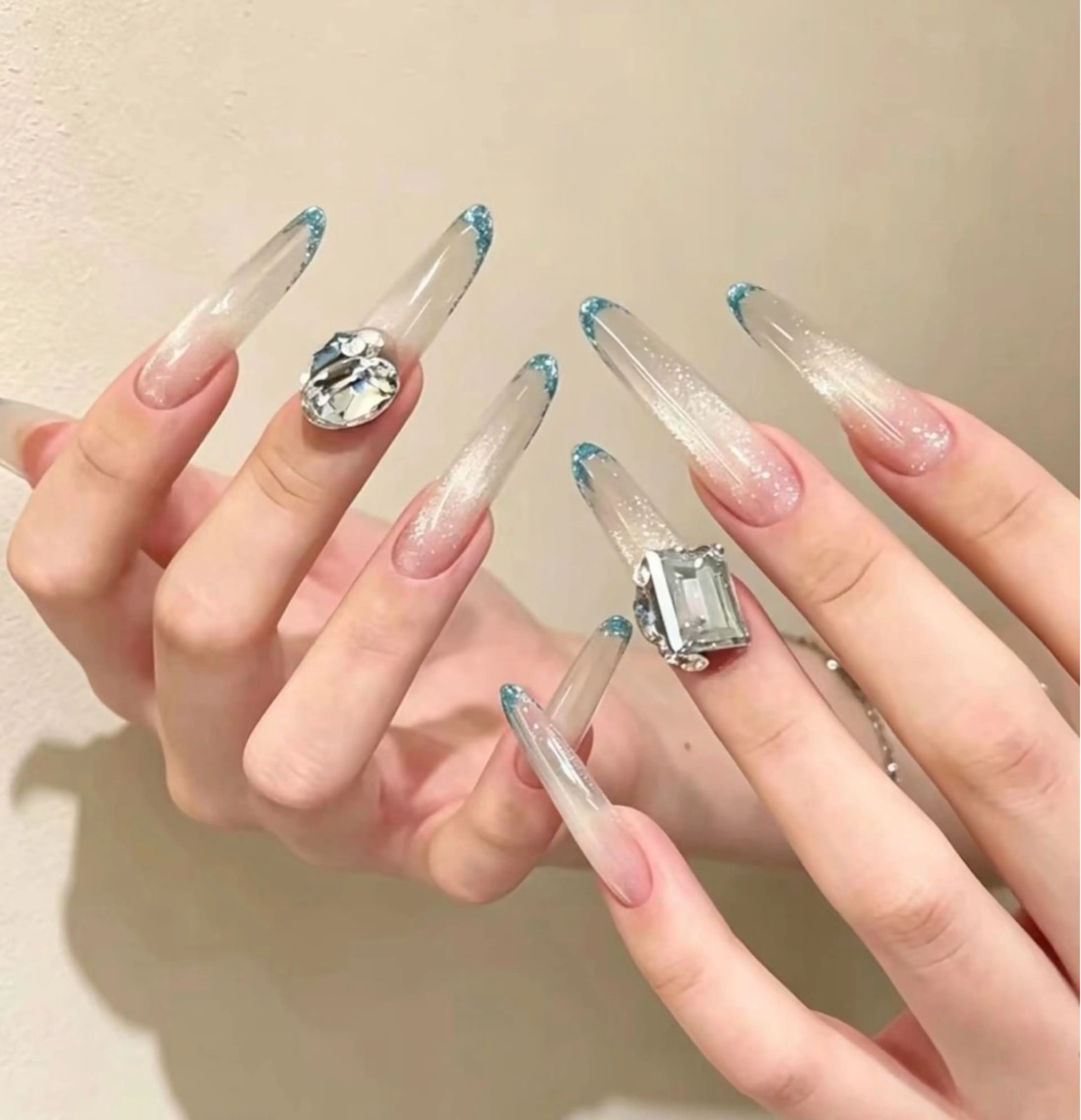 ネイル ハンドネイル U.mi Nail Salonのネイルデザイン