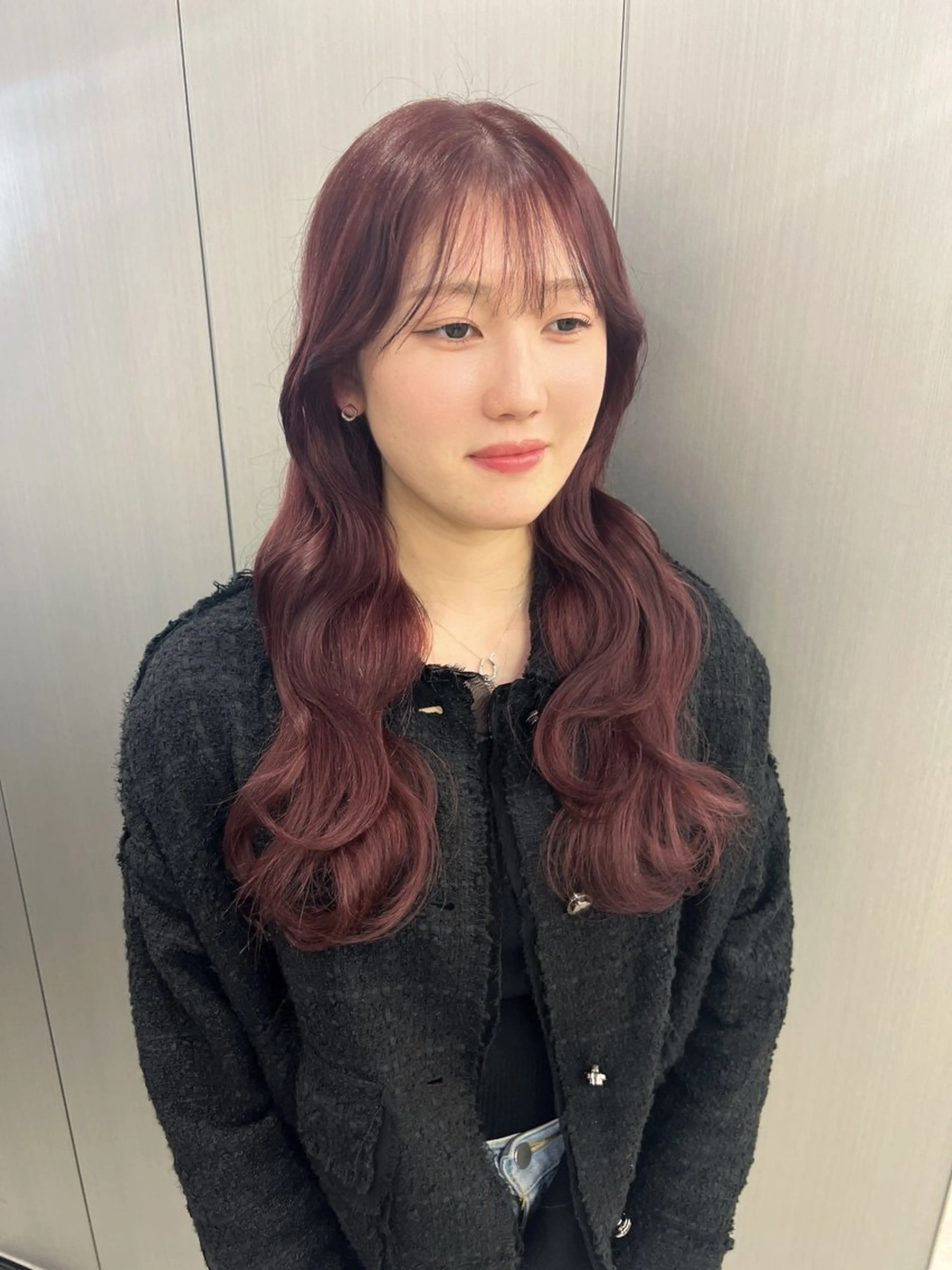 ロング カラー 暗髪🩶ラベンダー/ ブルー/ユウナ🤍のヘアスタイル