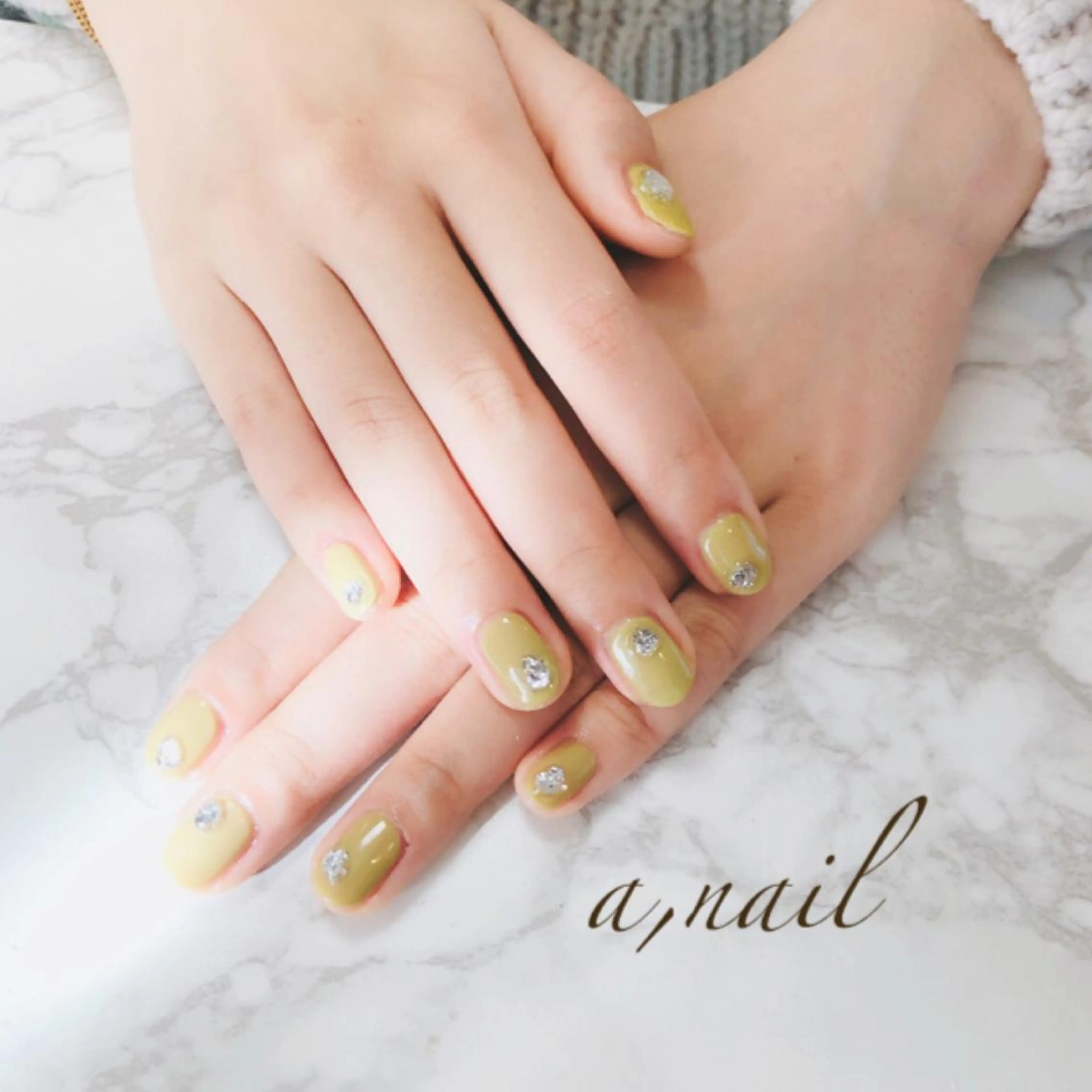 ネイル フットネイル ジェルネイル グラデーション ラメ(グリッター) ラメグラデーション ハンドネイル ネイルサロン エーネイルのネイルデザイン