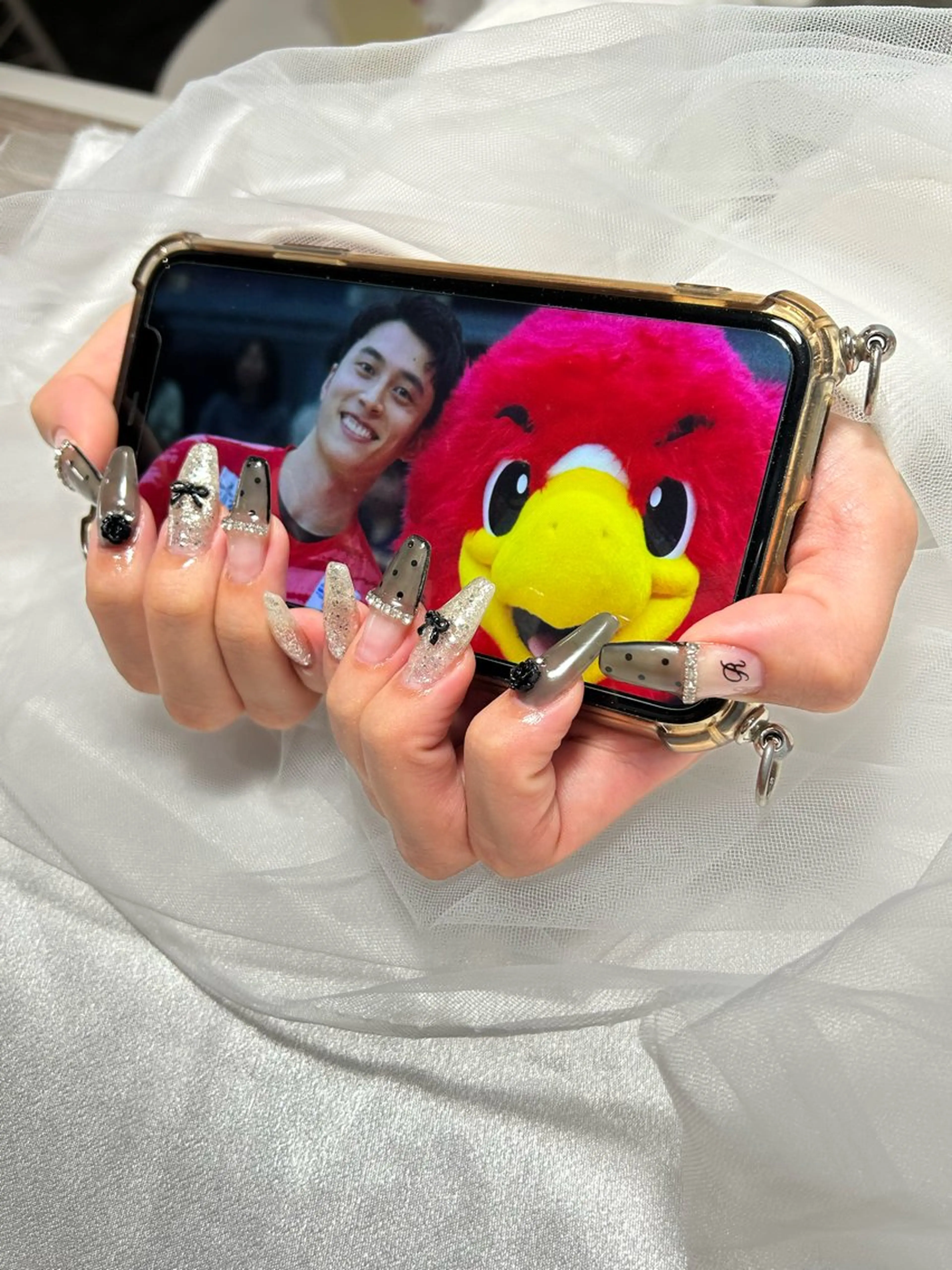 ネイル ハンドネイル EmaNail 🧸Momokaのネイルデザイン