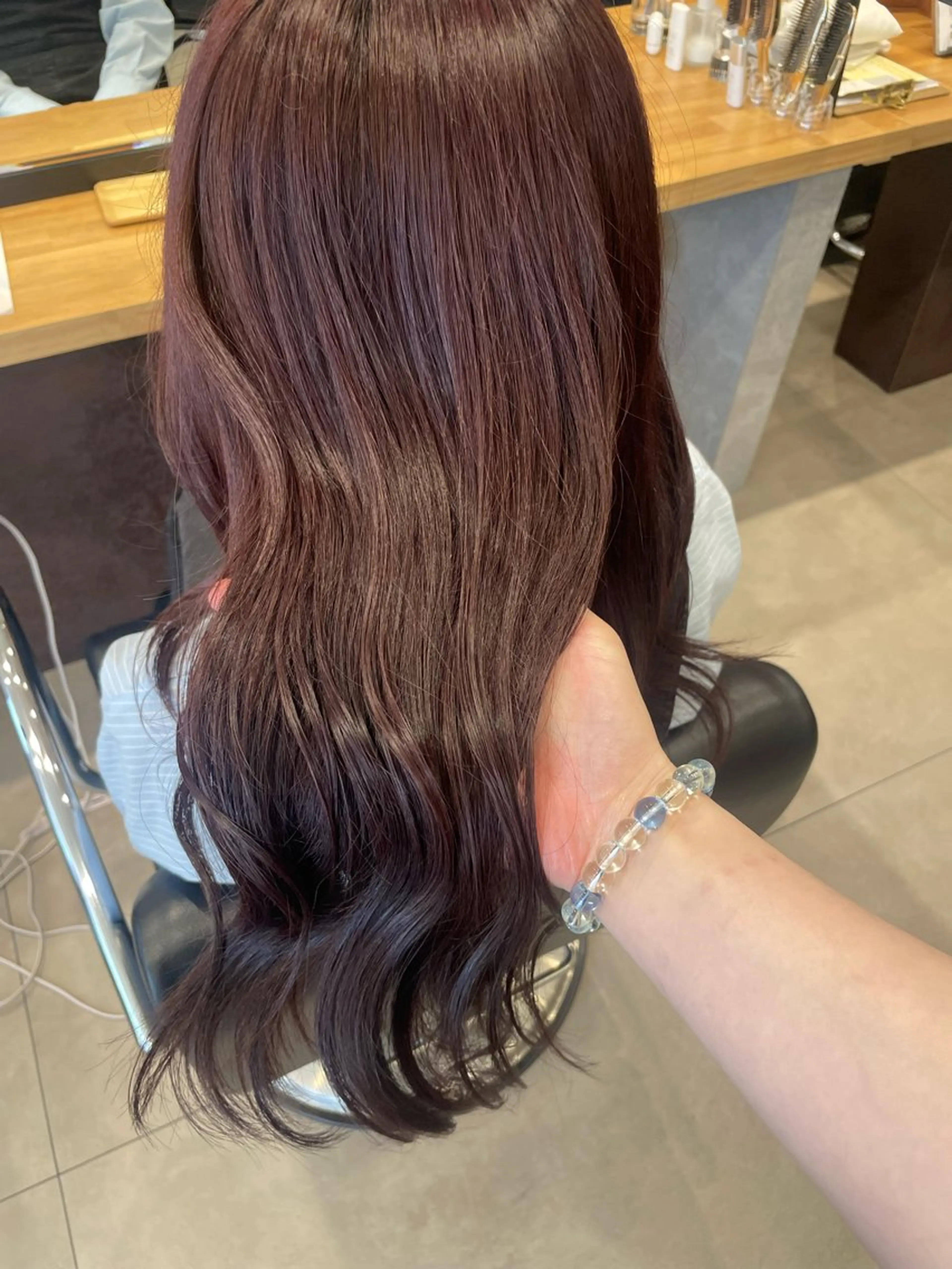 ロング カラー ブラウンカラー ピンクカラー ピンクブラウン カット ヘアカラー トリートメント 佐藤 由依/水光カラーのヘアスタイル