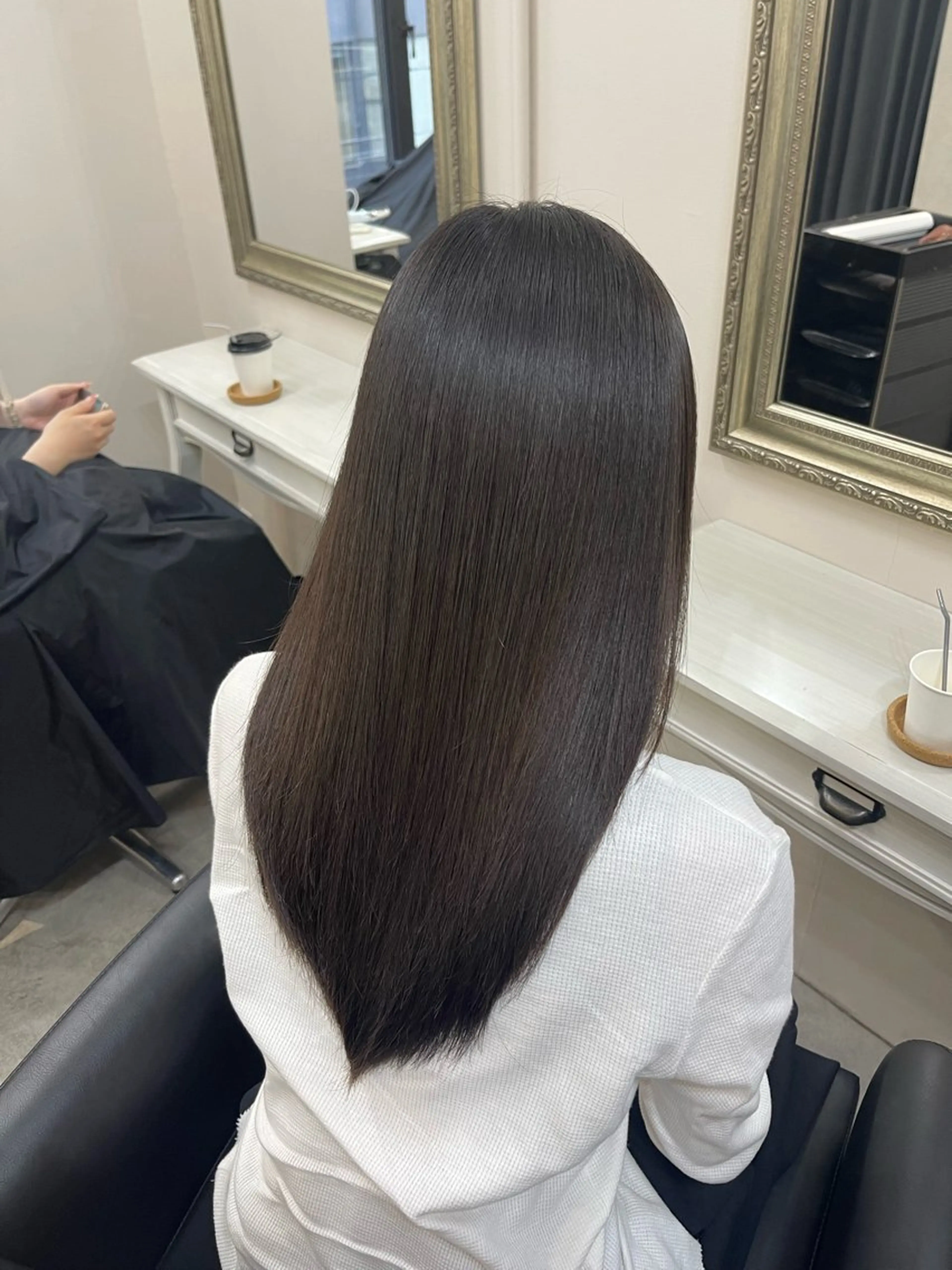 ロング 髪質改善 レイヤーカット カット 縮毛矯正 トリートメント 透明感カラー/レイヤ ー/艶髪/NENEのヘアスタイル