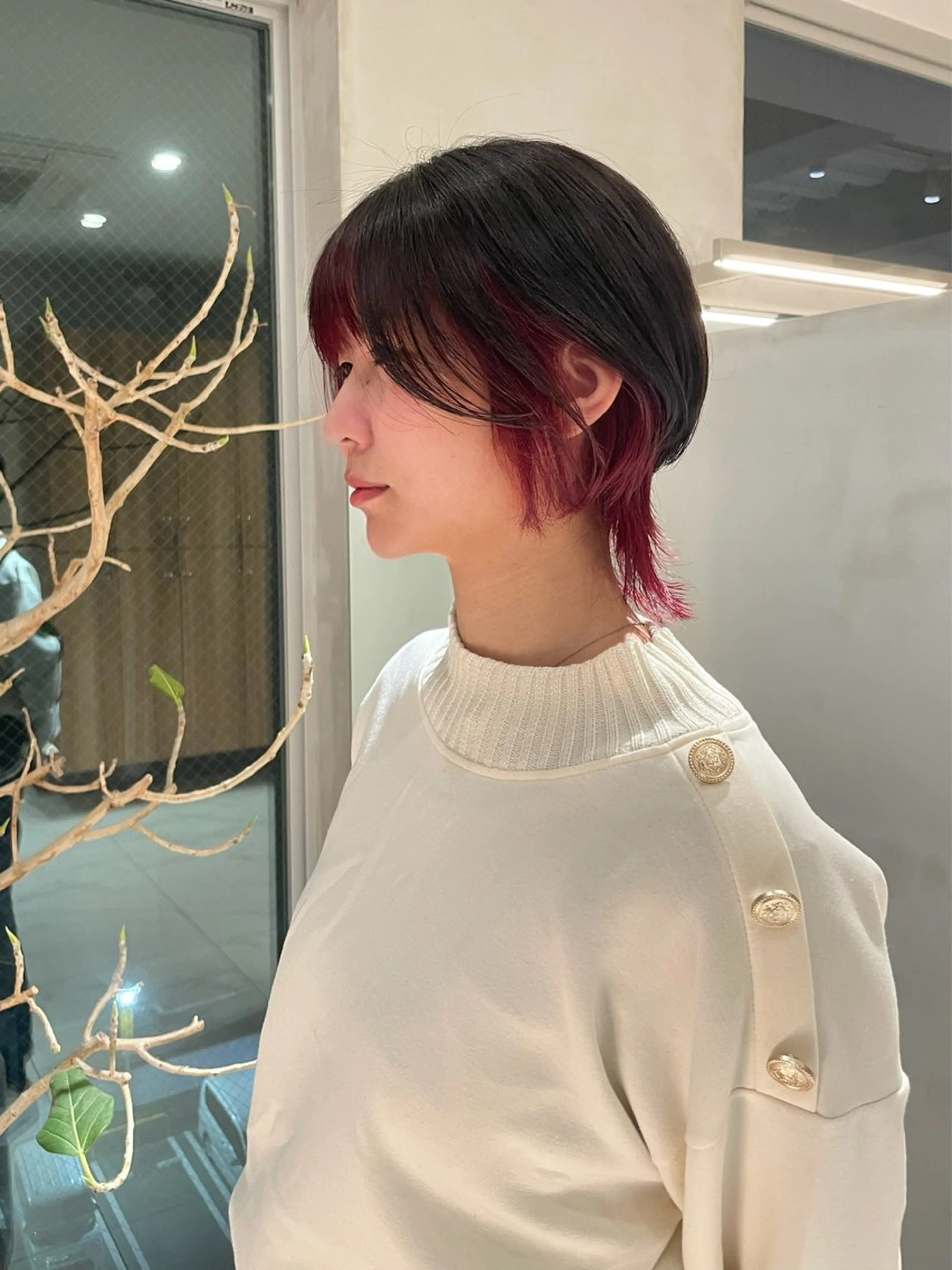 ミディアム ショート⌇艶カラー ⌇ RIN🌙のヘアスタイル