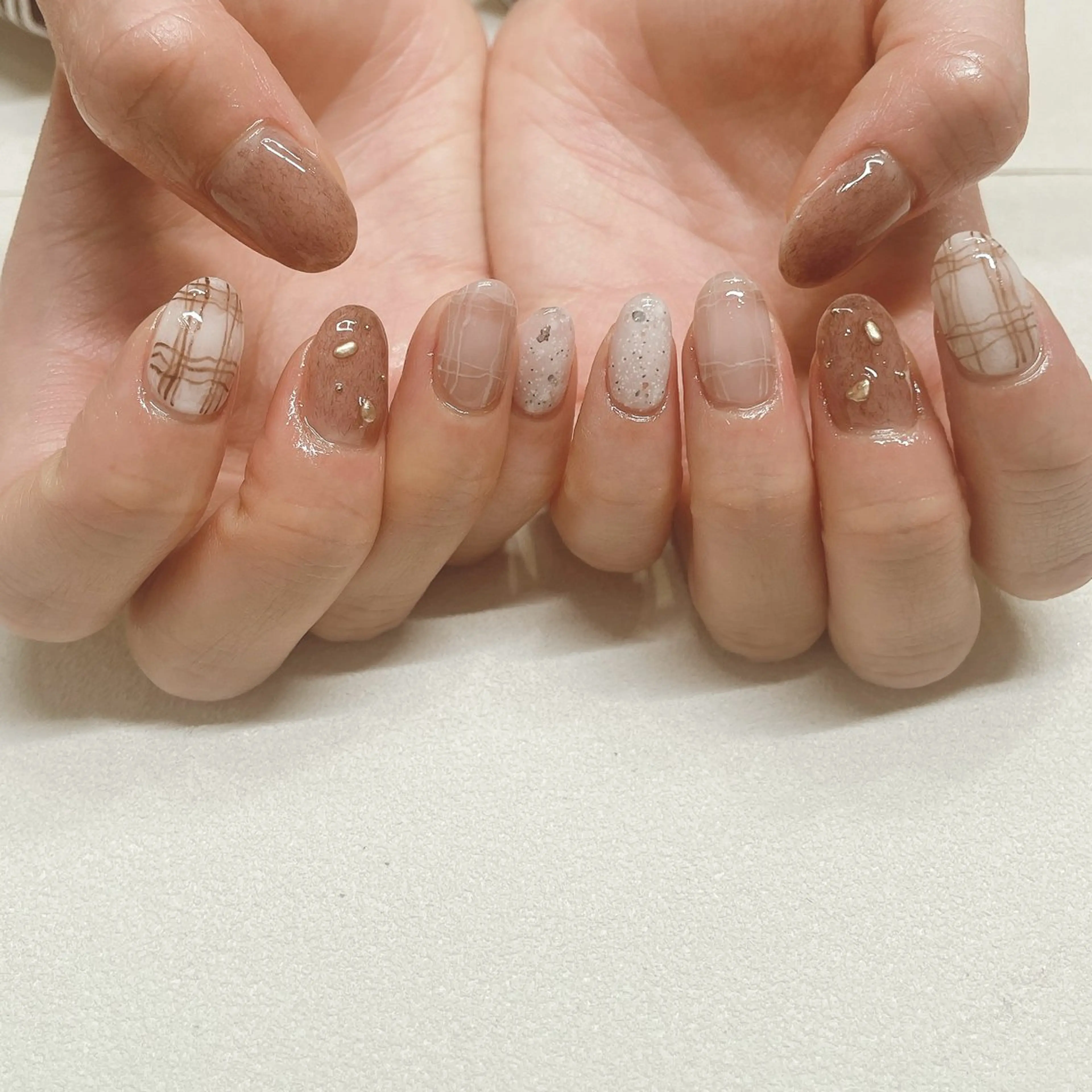 ネイル ハンドネイル A85G ayakoのネイルデザイン