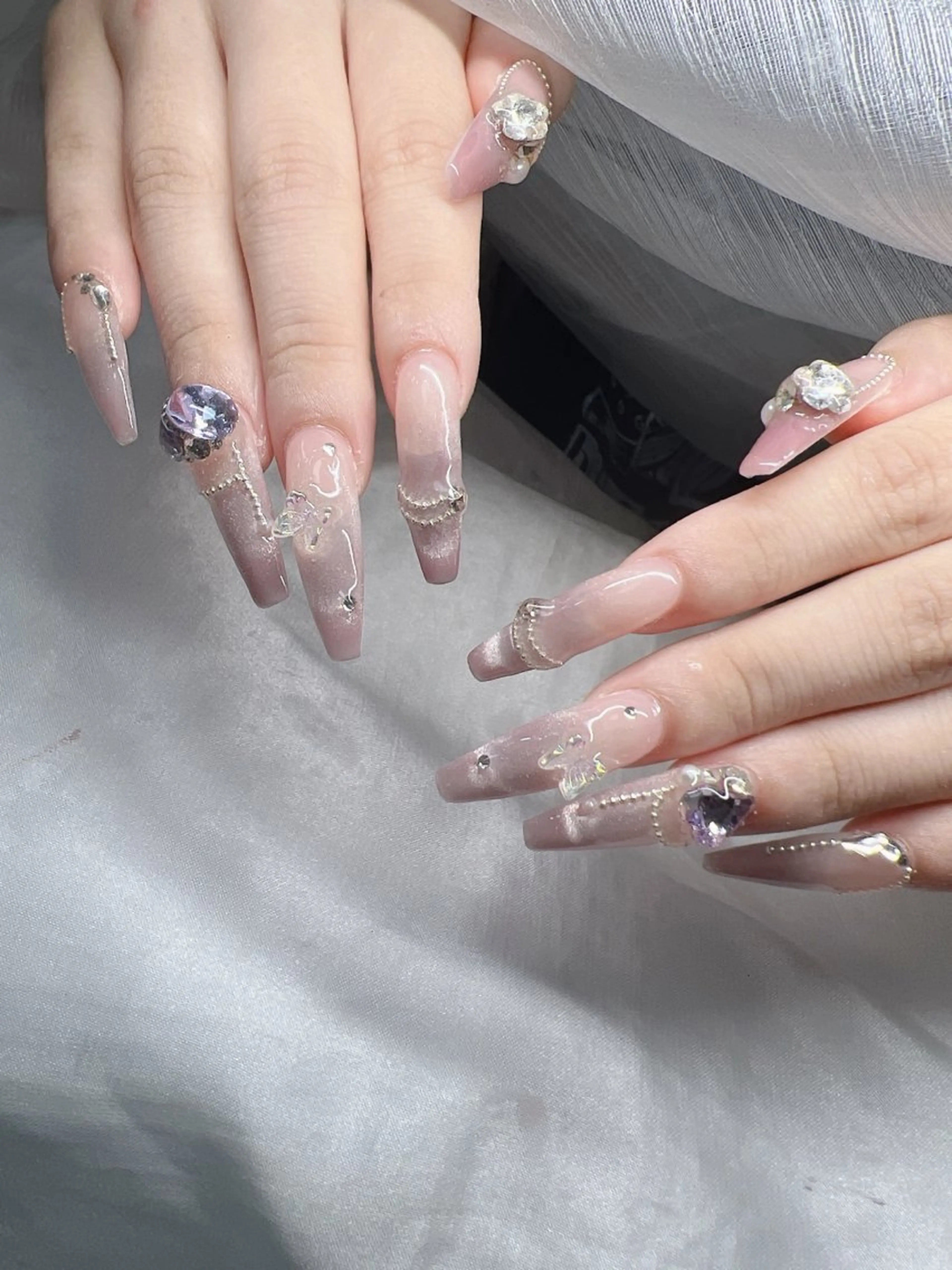 ネイル ハンドネイル Lee Nailsのネイルデザイン
