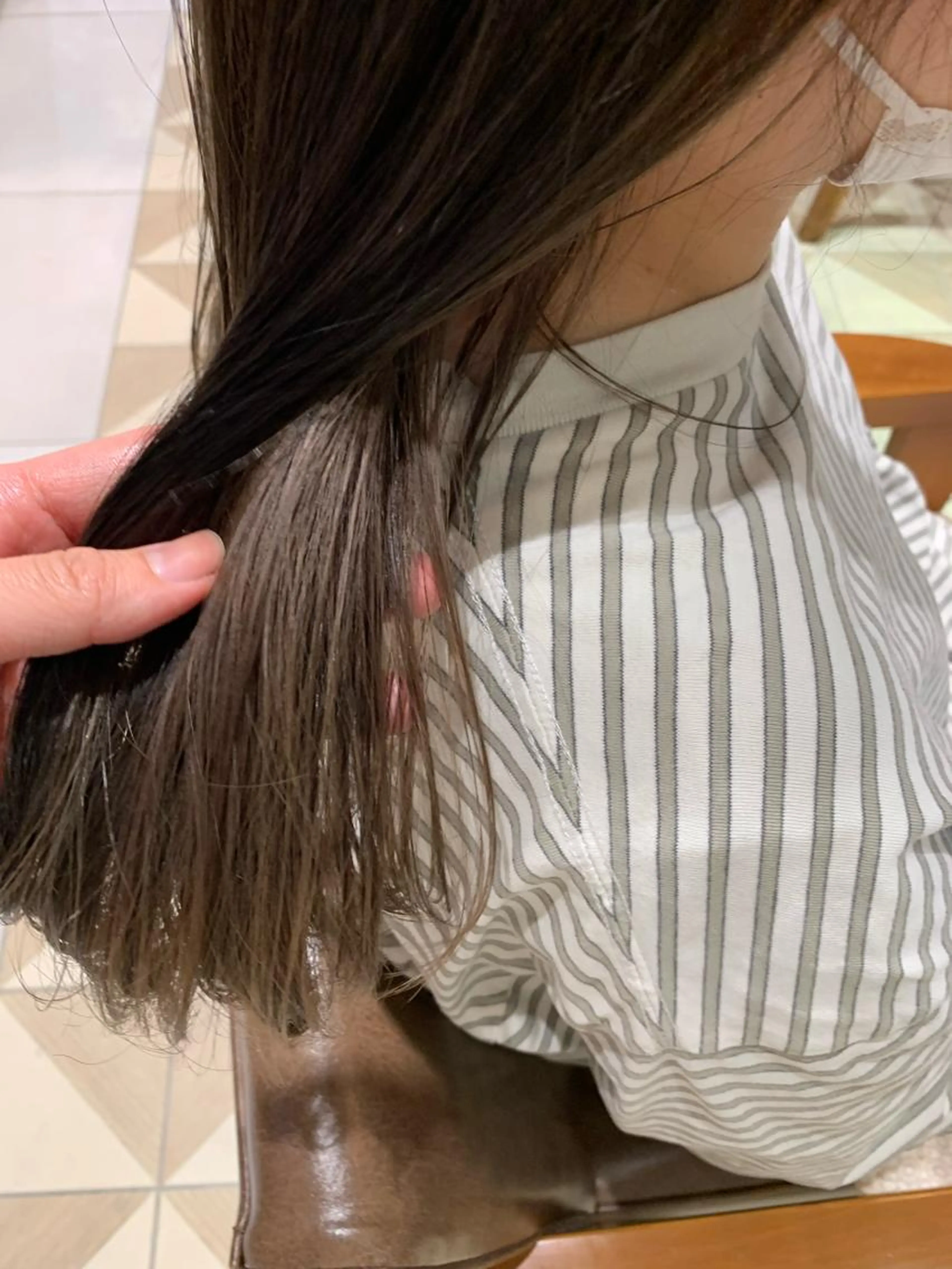 🕊️【🤍インナーカラー🤍】ポイントブリーチ&オンカラー&シルクトリートメント付き🧺の写真