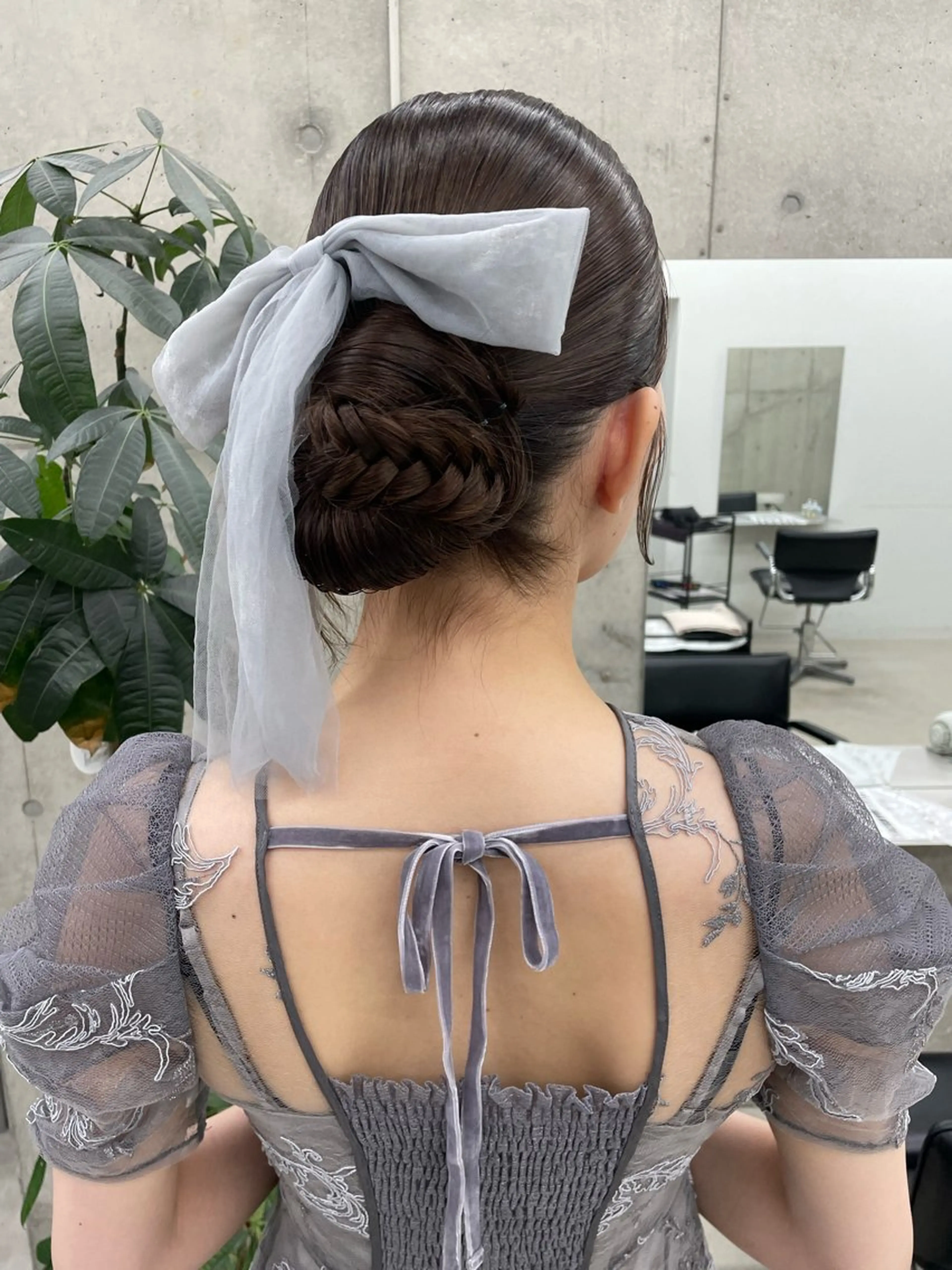 セミロング カット ヘアカラー ヘアセット 手島 カミラのヘアスタイル