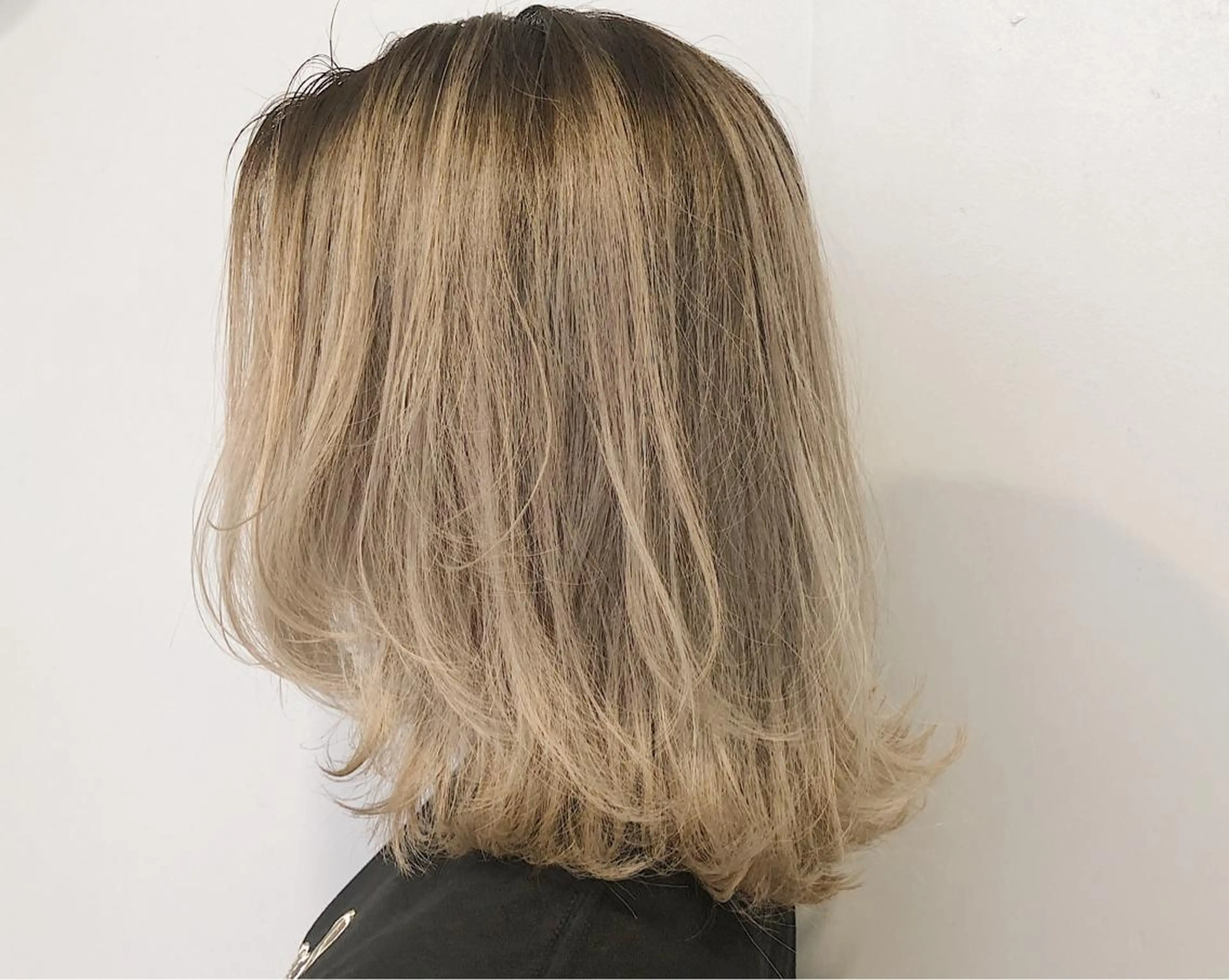 ミディアム カラー VIRETTA 【ヴィレッタ】のヘアスタイル