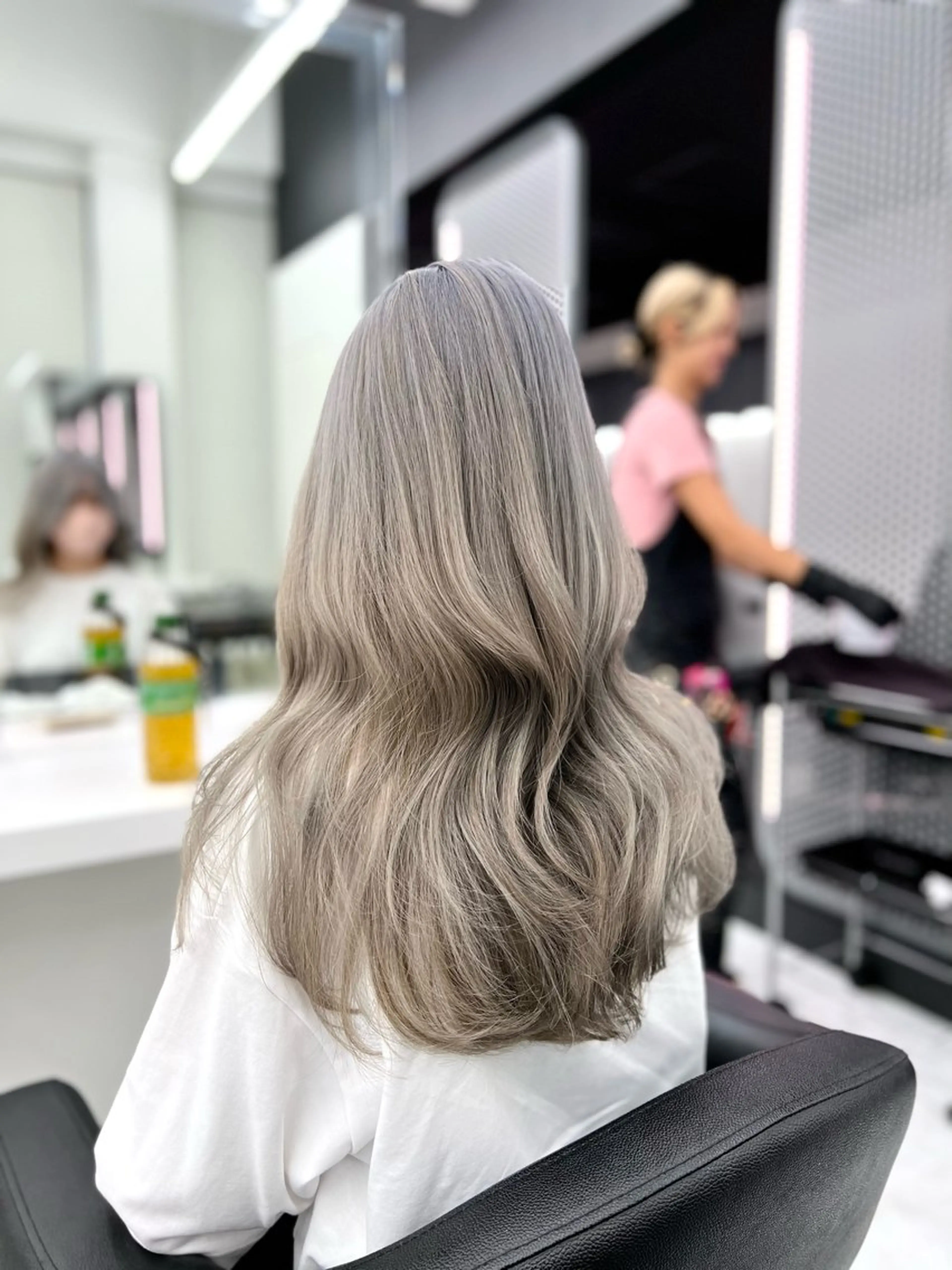 ロング カラー ヘアアレンジ 透明感×韓流ハイ トーン🫧RYUTAのヘアスタイル