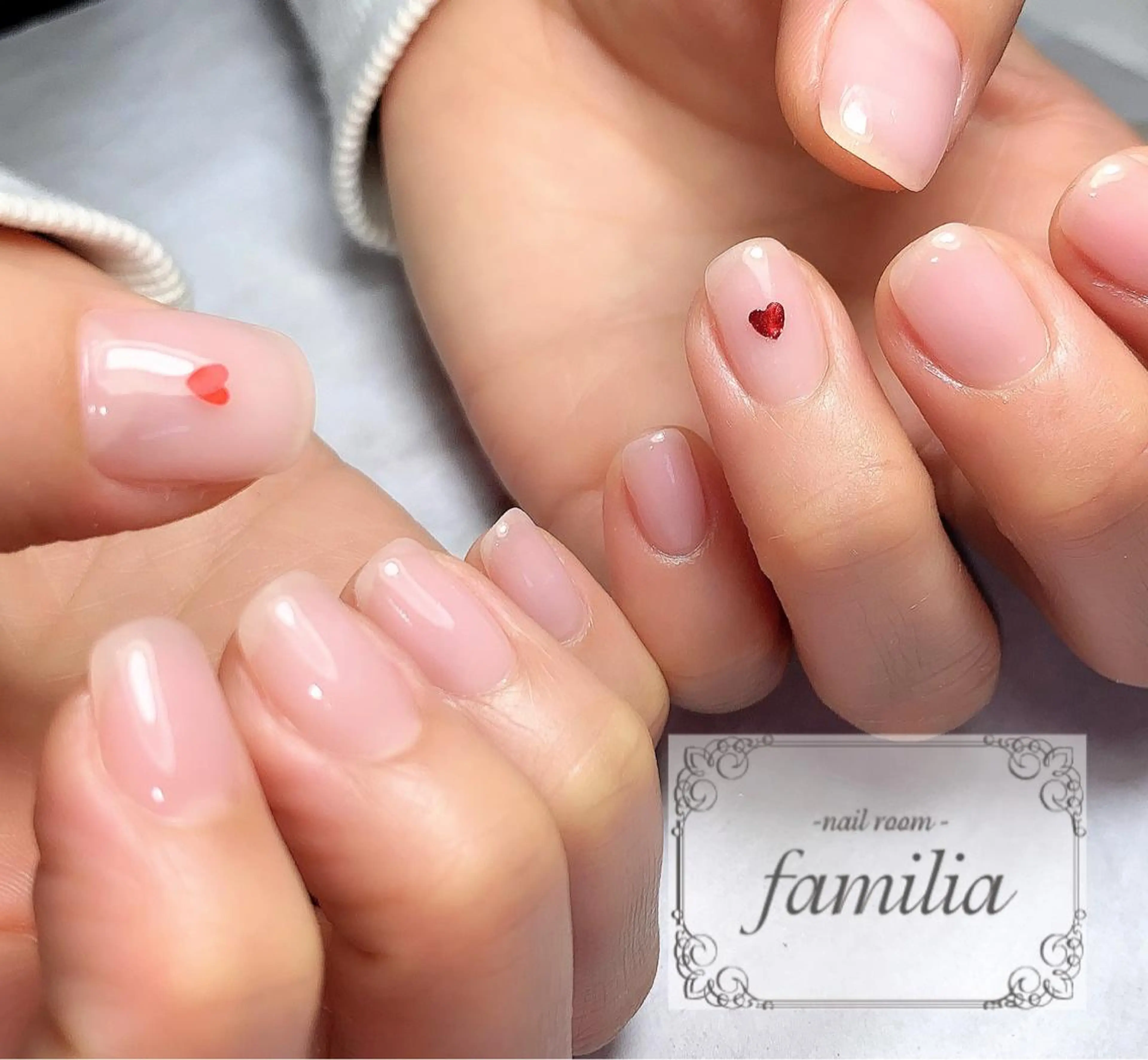 ネイル ハート ホログラムネイル ハンドネイル -nailroom- familiaのネイルデザイン