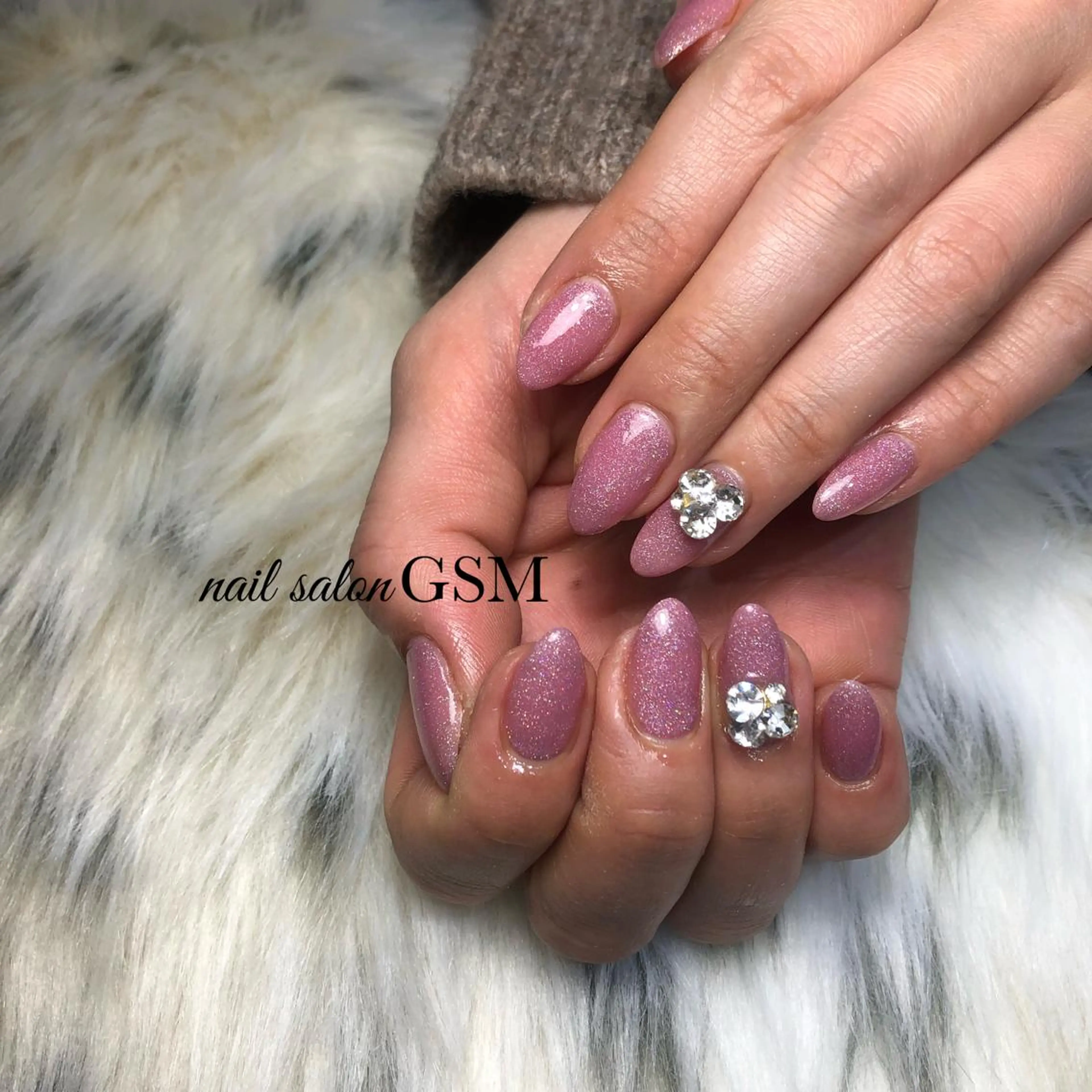 ネイル ストーンネイル ハンドネイル nail salon GSMのネイルデザイン