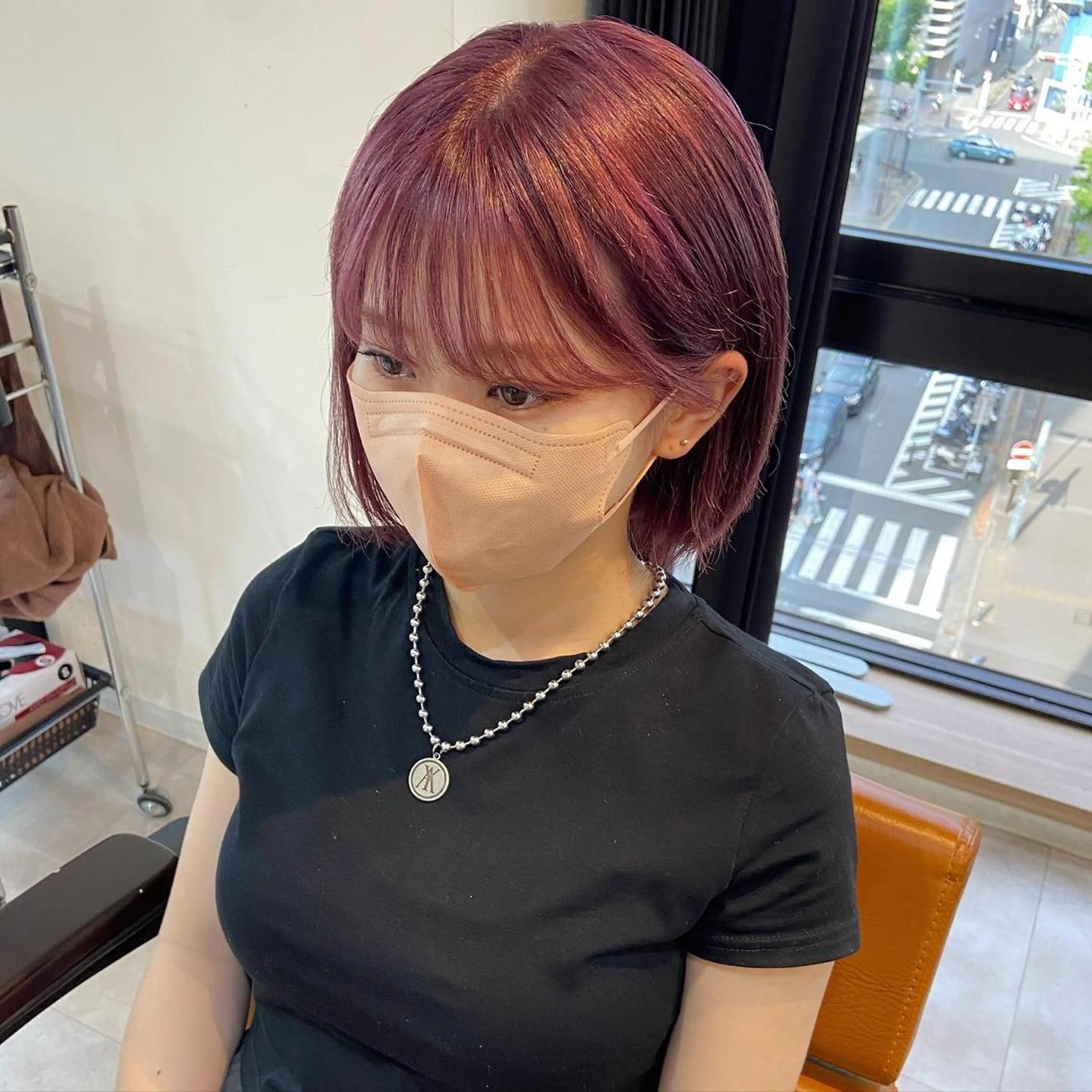ショート パープルカラー 吉田 幸斗のヘアスタイル