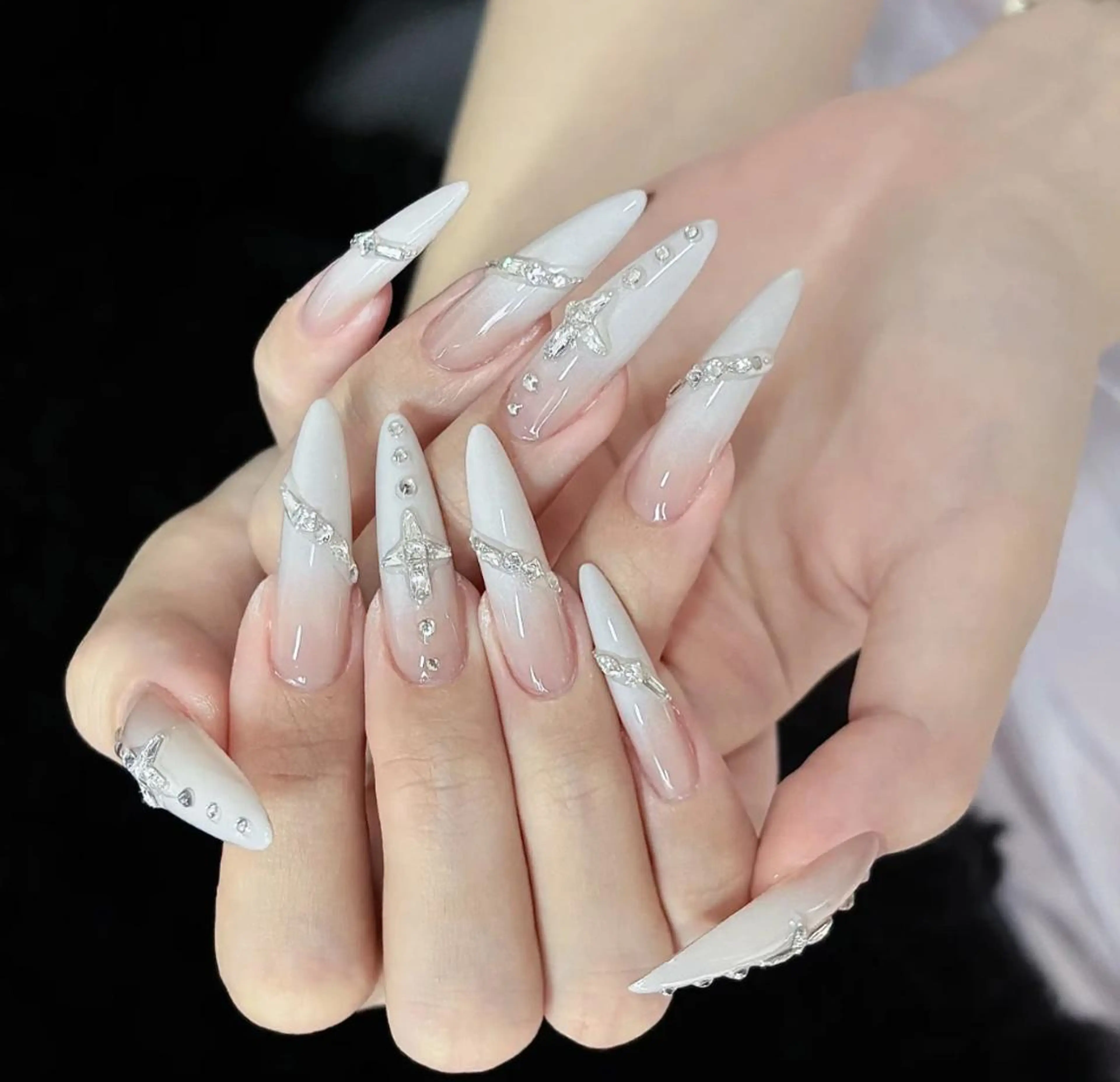 ネイル ハンドネイル Pure&Rich Nailのネイルデザイン