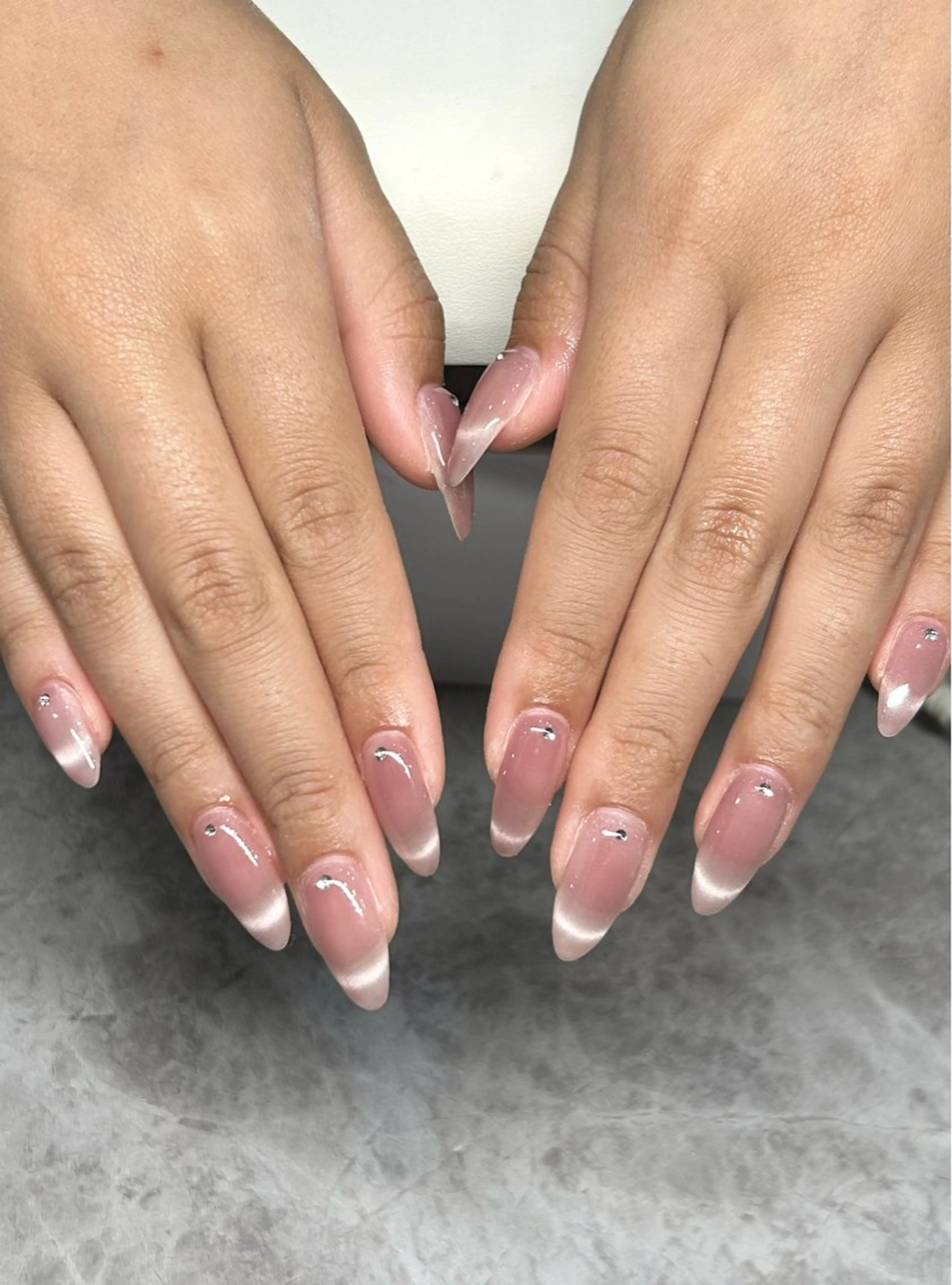 ネイル フレンチネイル ハンドネイル IROHA NAIL 愛音のネイルデザイン